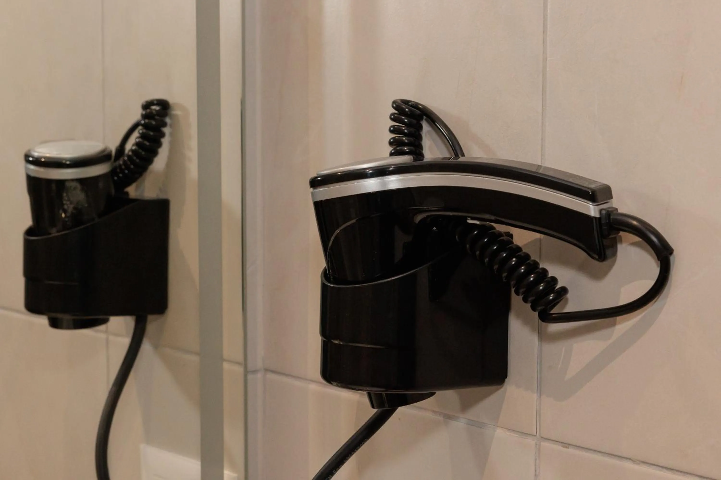 hair dryier in Hotel Bel Ami Tirana