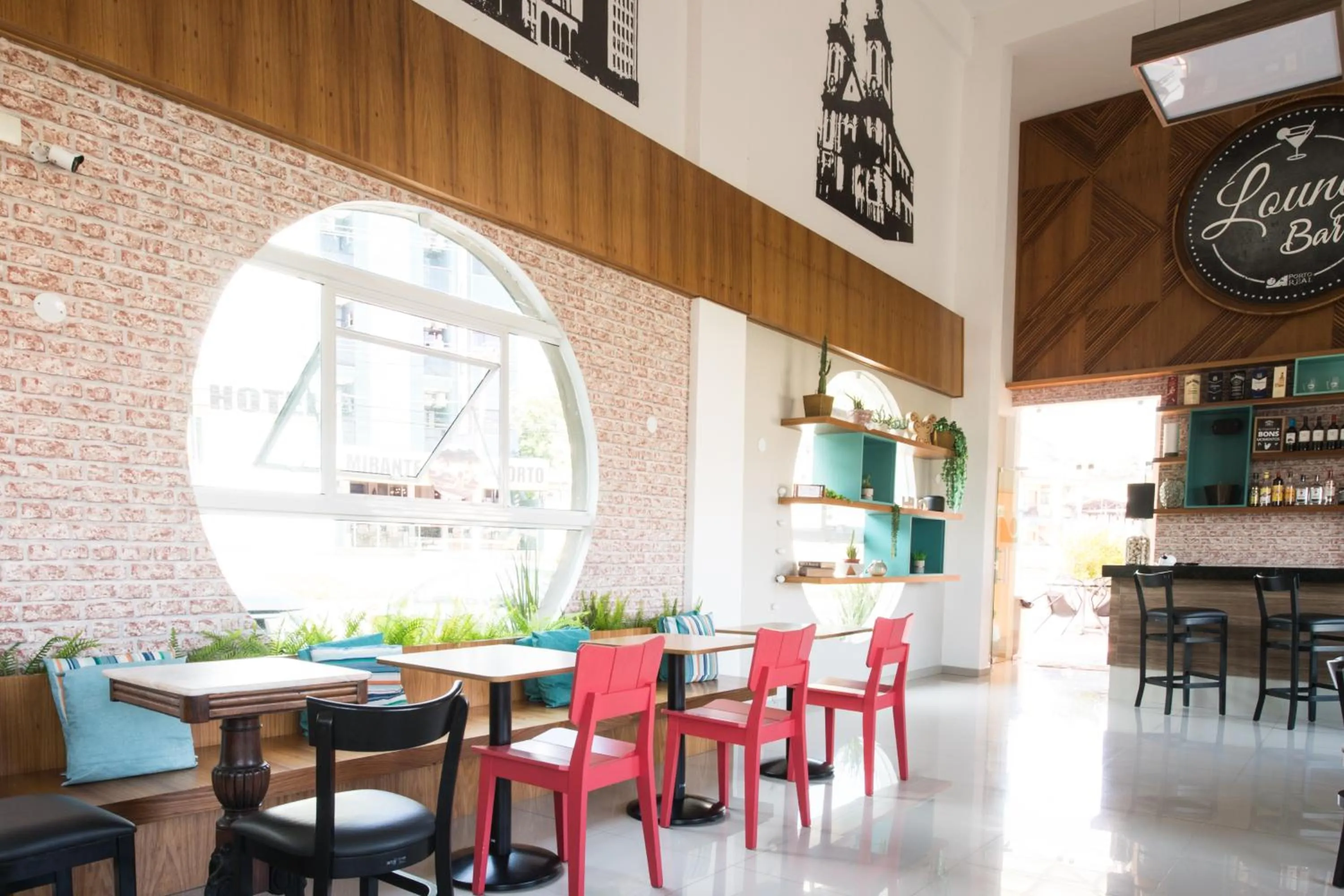 Restaurant/places to eat in Hotel Porto Real Aparecida