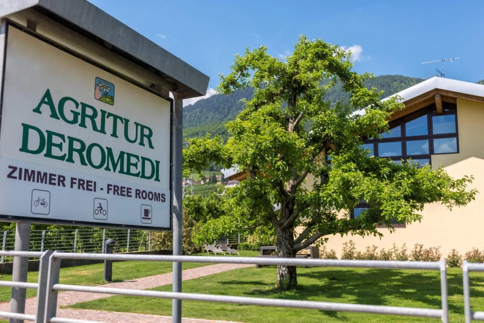 Agritur Deromedi