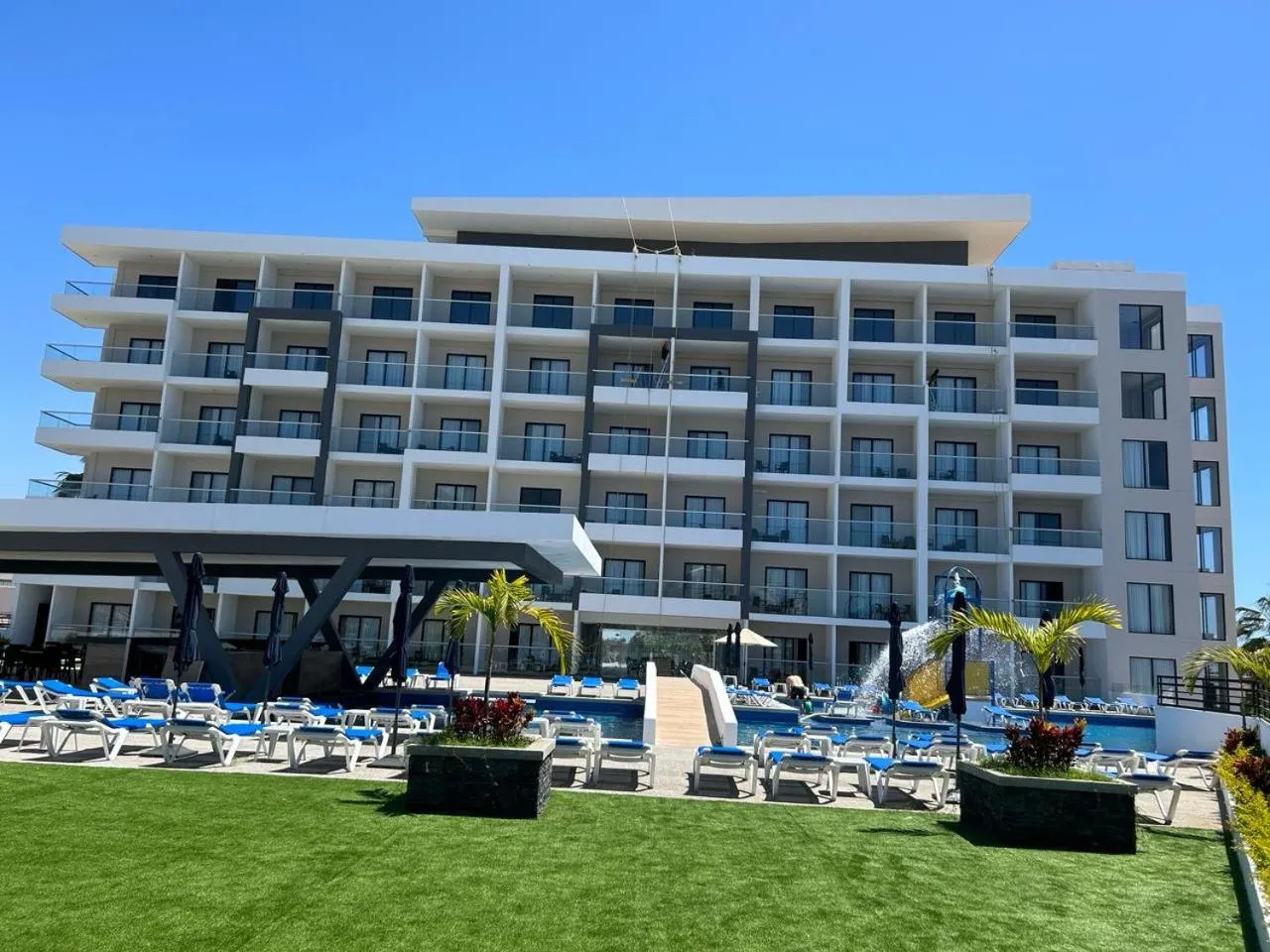 High Garden Grand Hotel