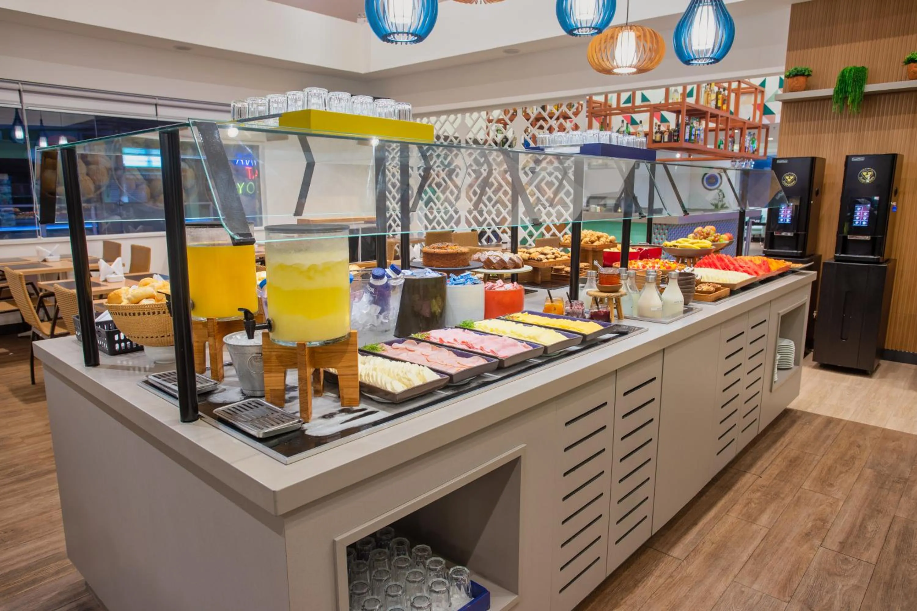 Restaurant/places to eat in Mercure São Paulo Nações Unidas