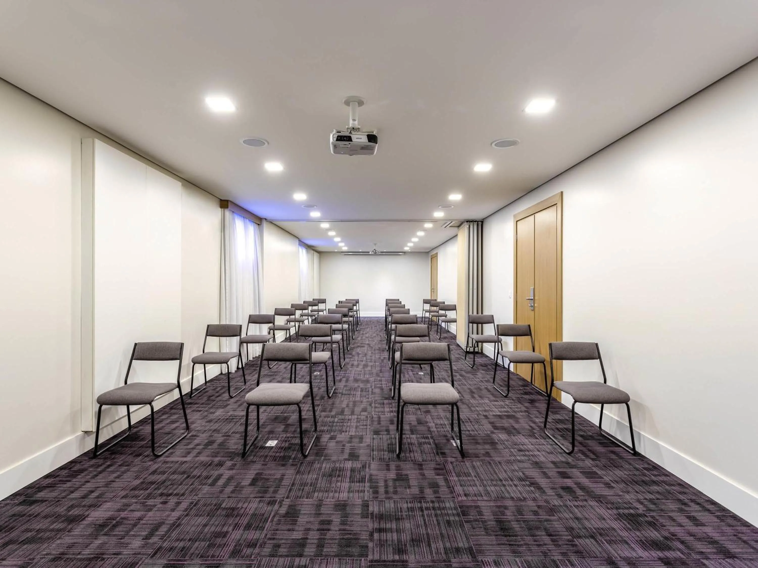 Meeting/conference room in Mercure São Paulo Nações Unidas