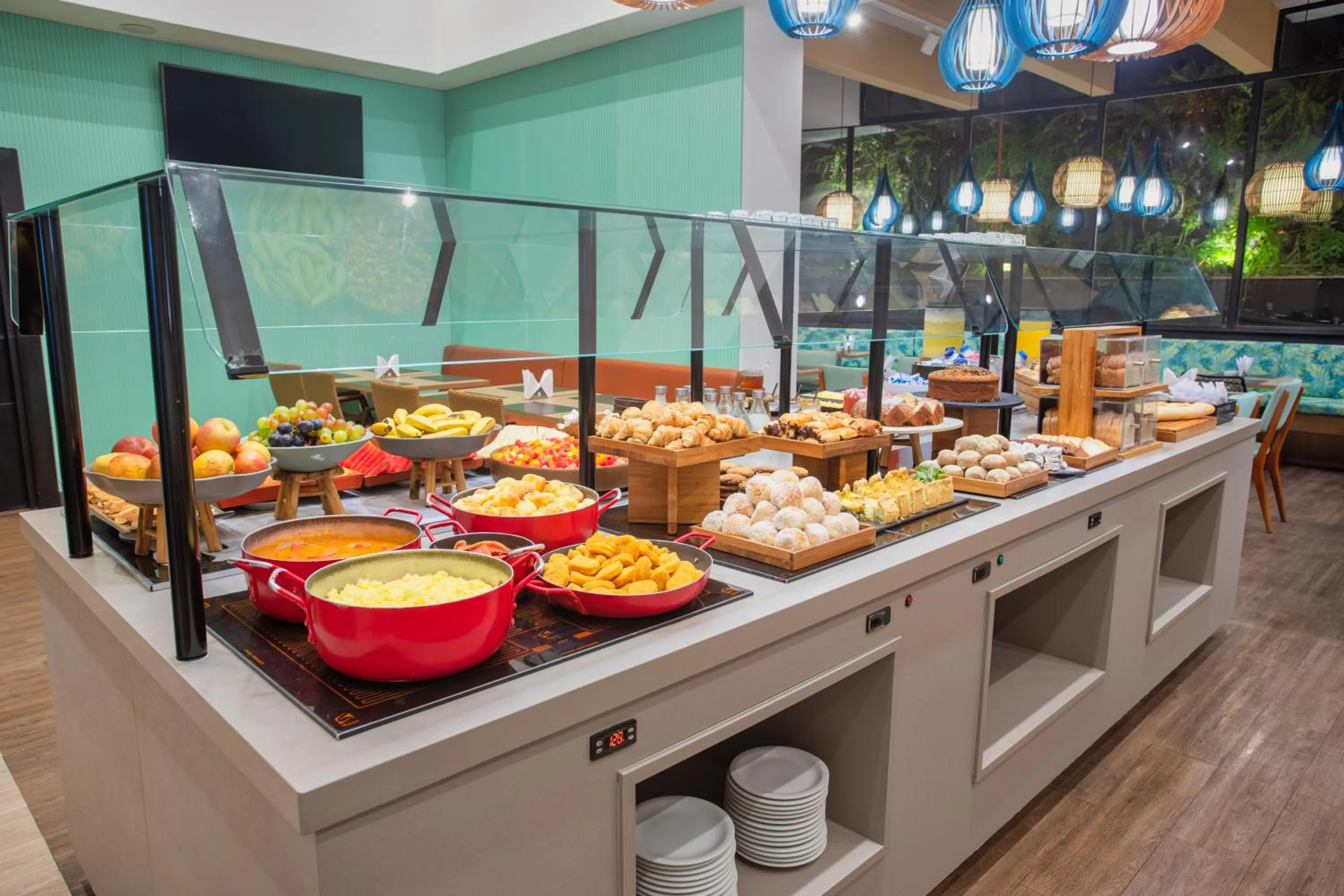 Restaurant/places to eat in Mercure São Paulo Nações Unidas