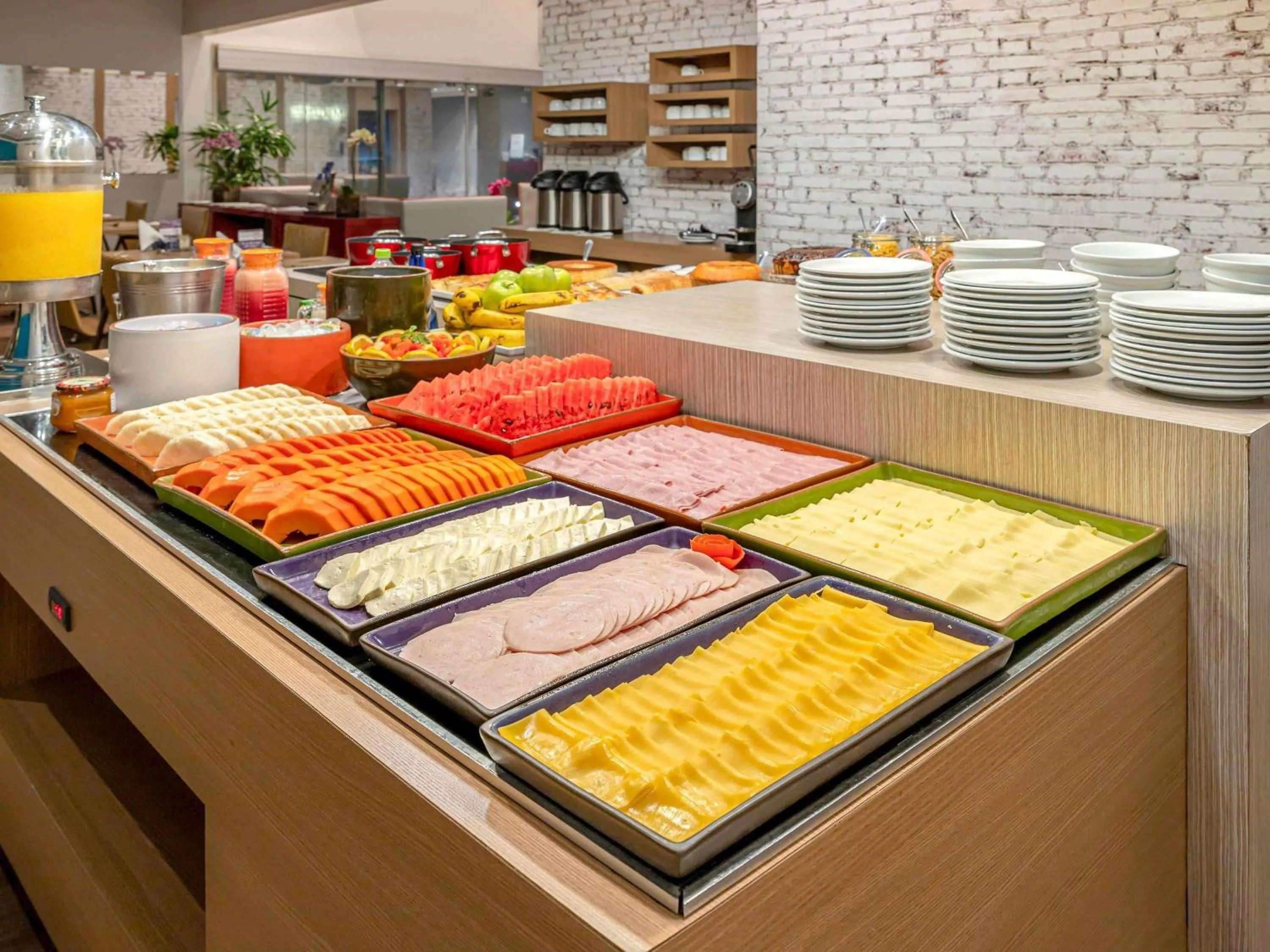 Breakfast in Mercure São Paulo Nações Unidas