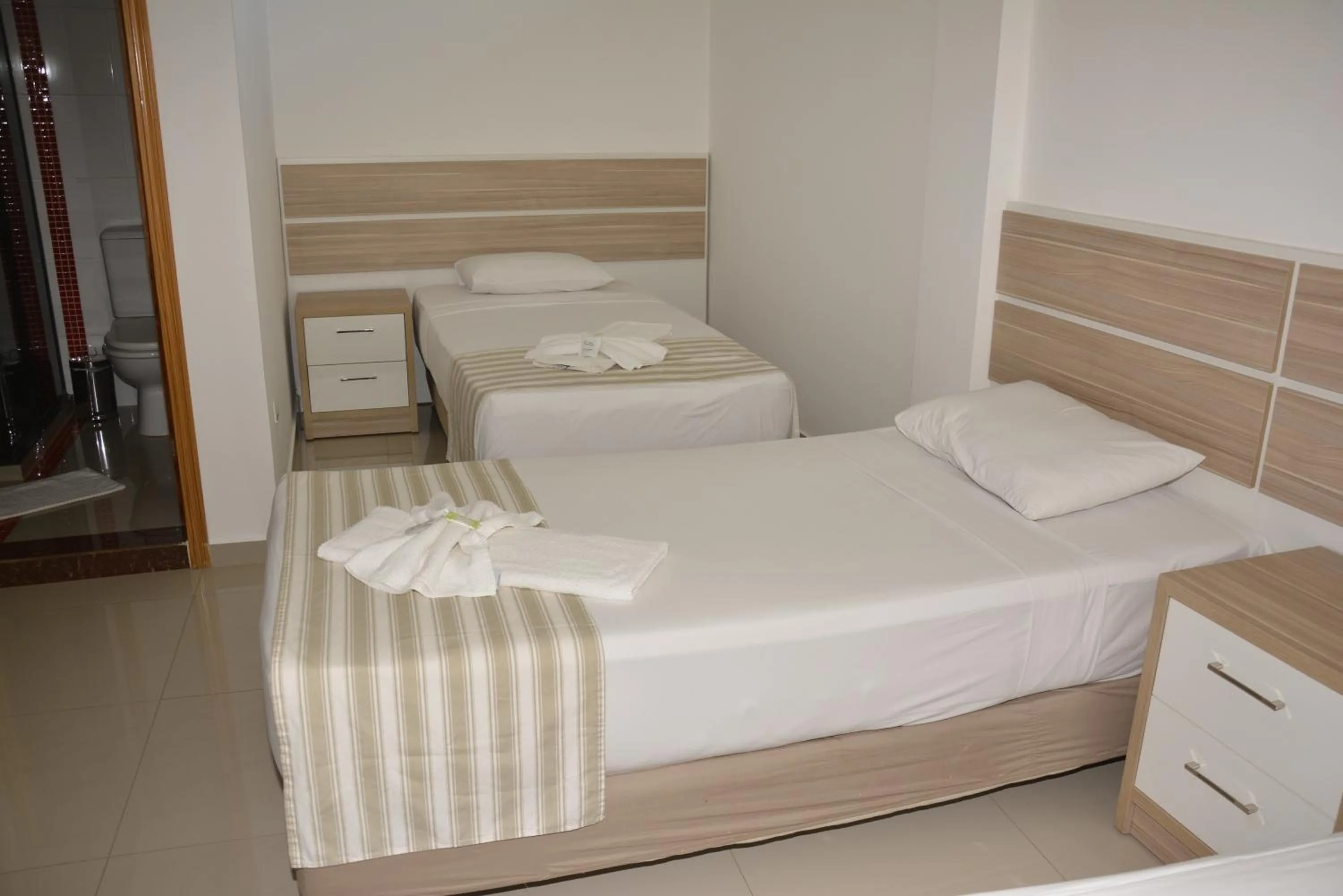 Bedroom, Bed in Hotel Salzburgo