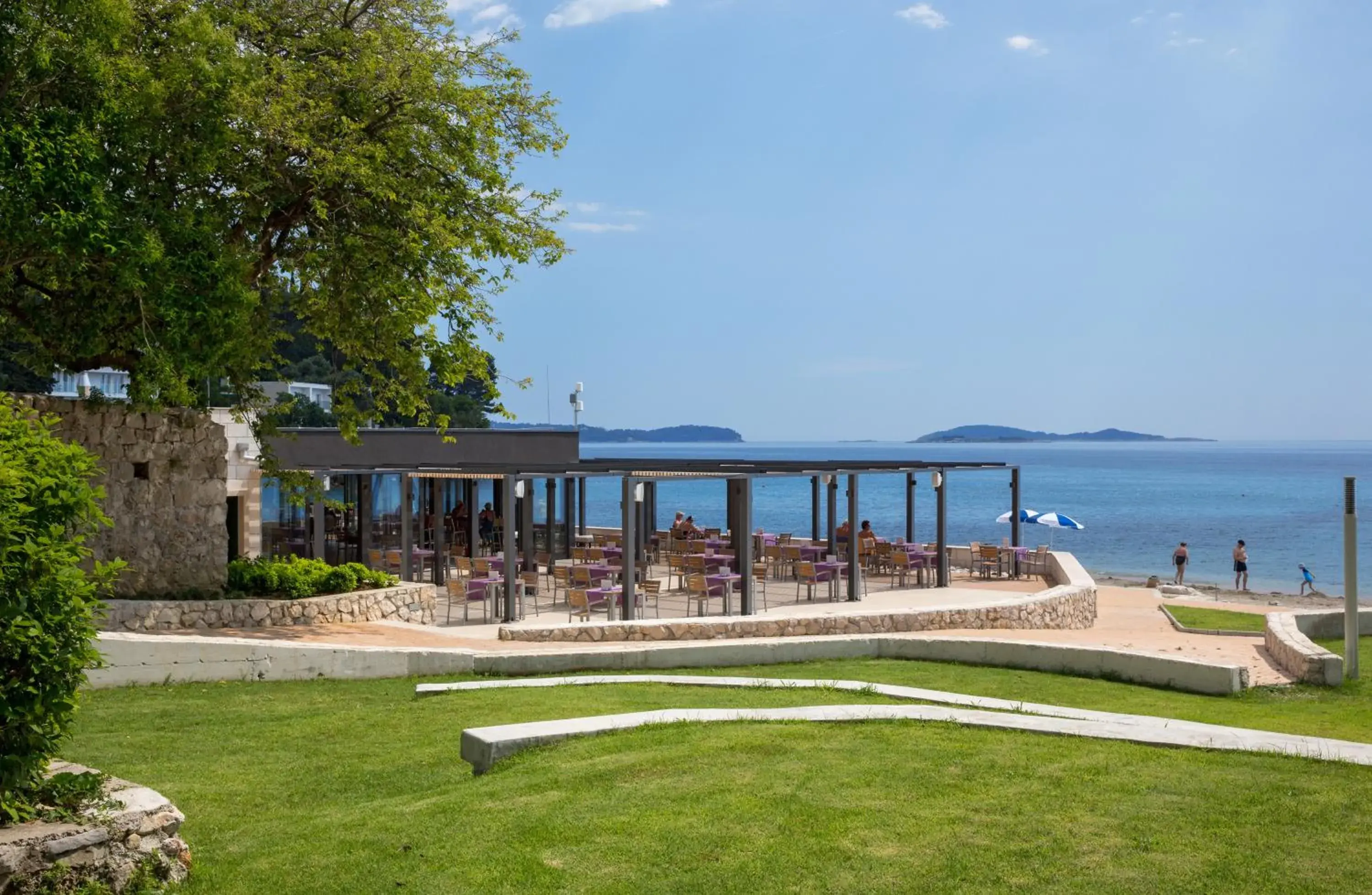 Lounge or bar in Maistra Select Mlini Hotel Lounge or bar in Maistra Select Mlini Hotel