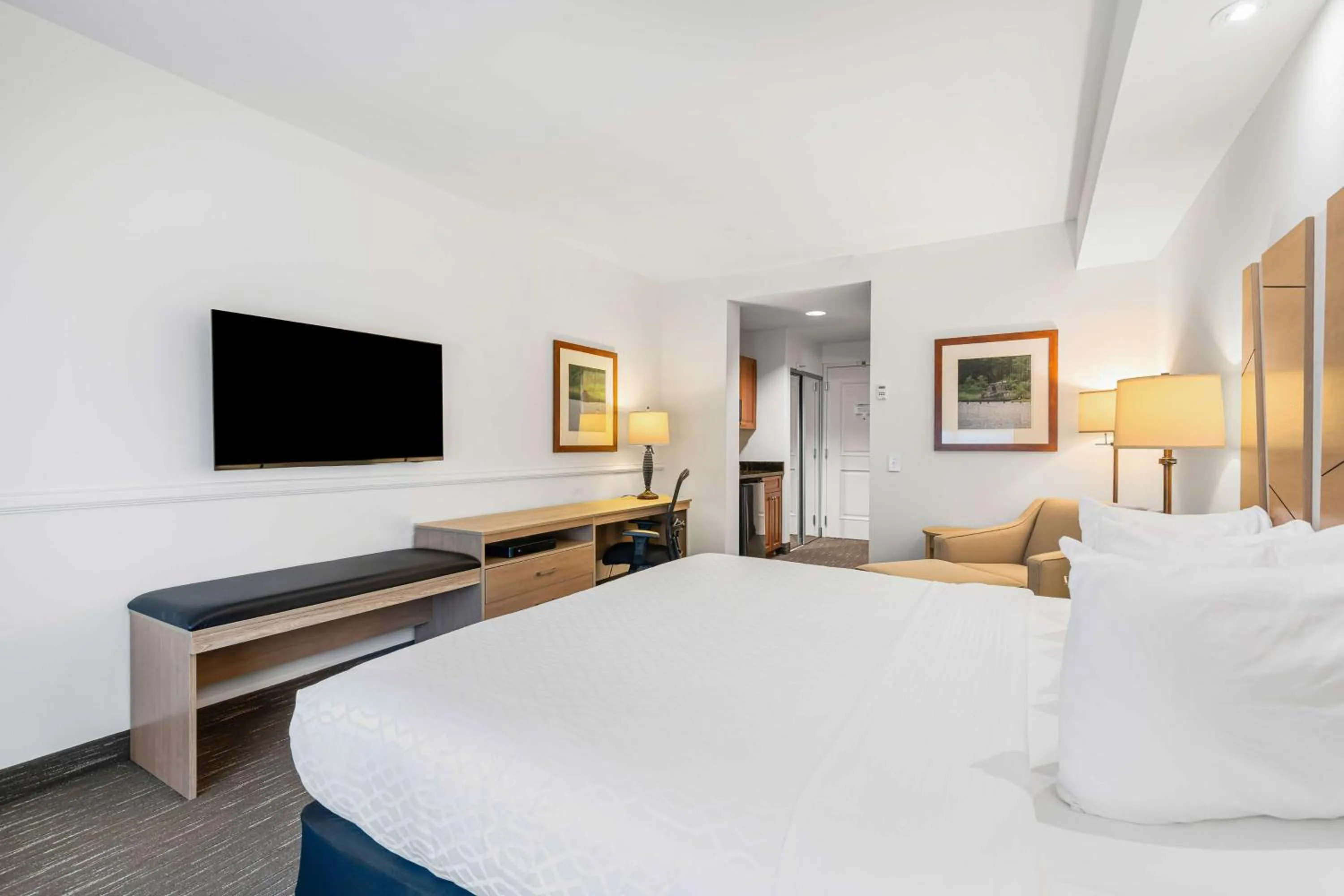 Bedroom, Bed in Best Western PLUS Westgate Inn and Suites