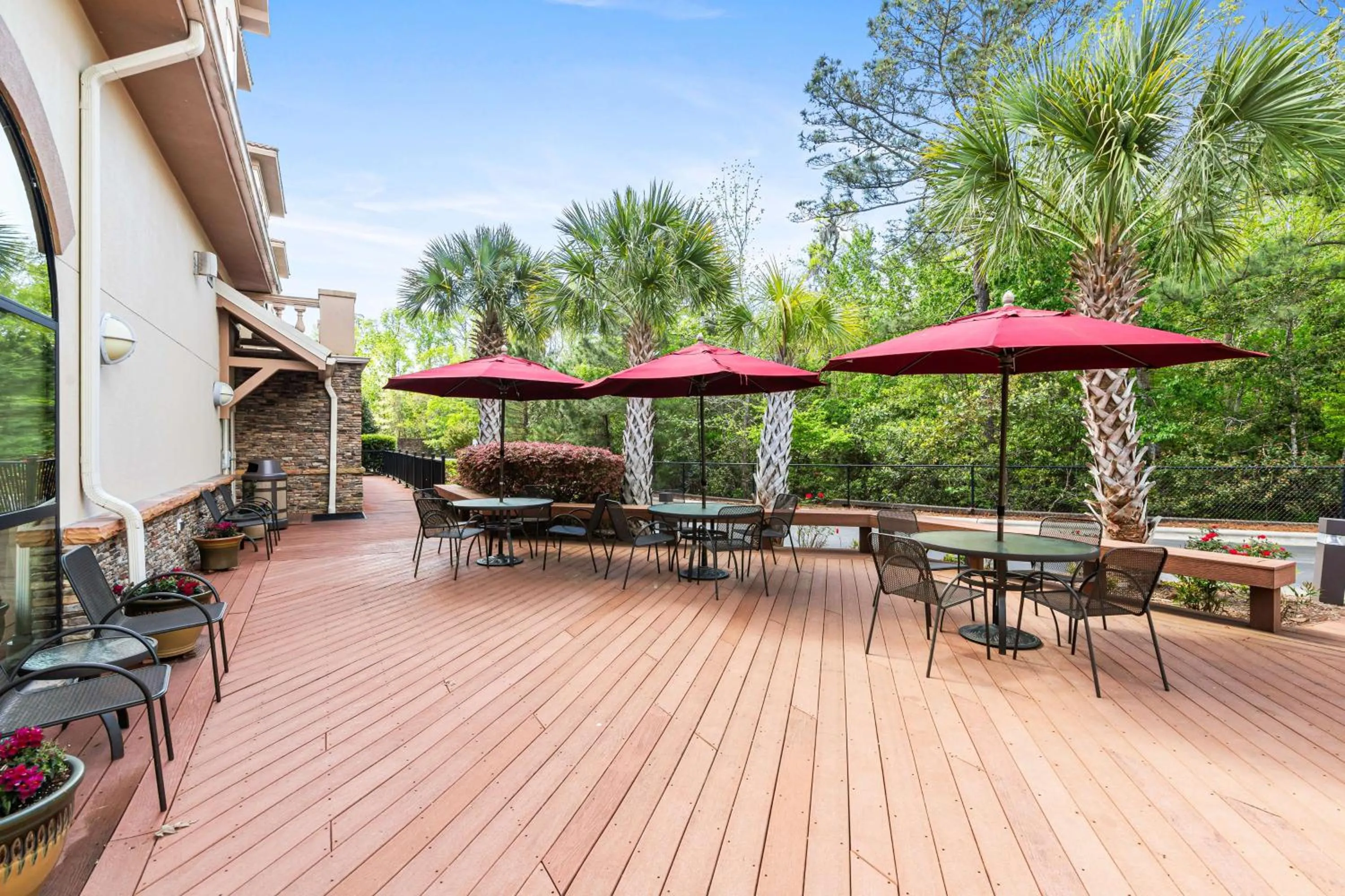 Property building in Best Western PLUS Westgate Inn and Suites