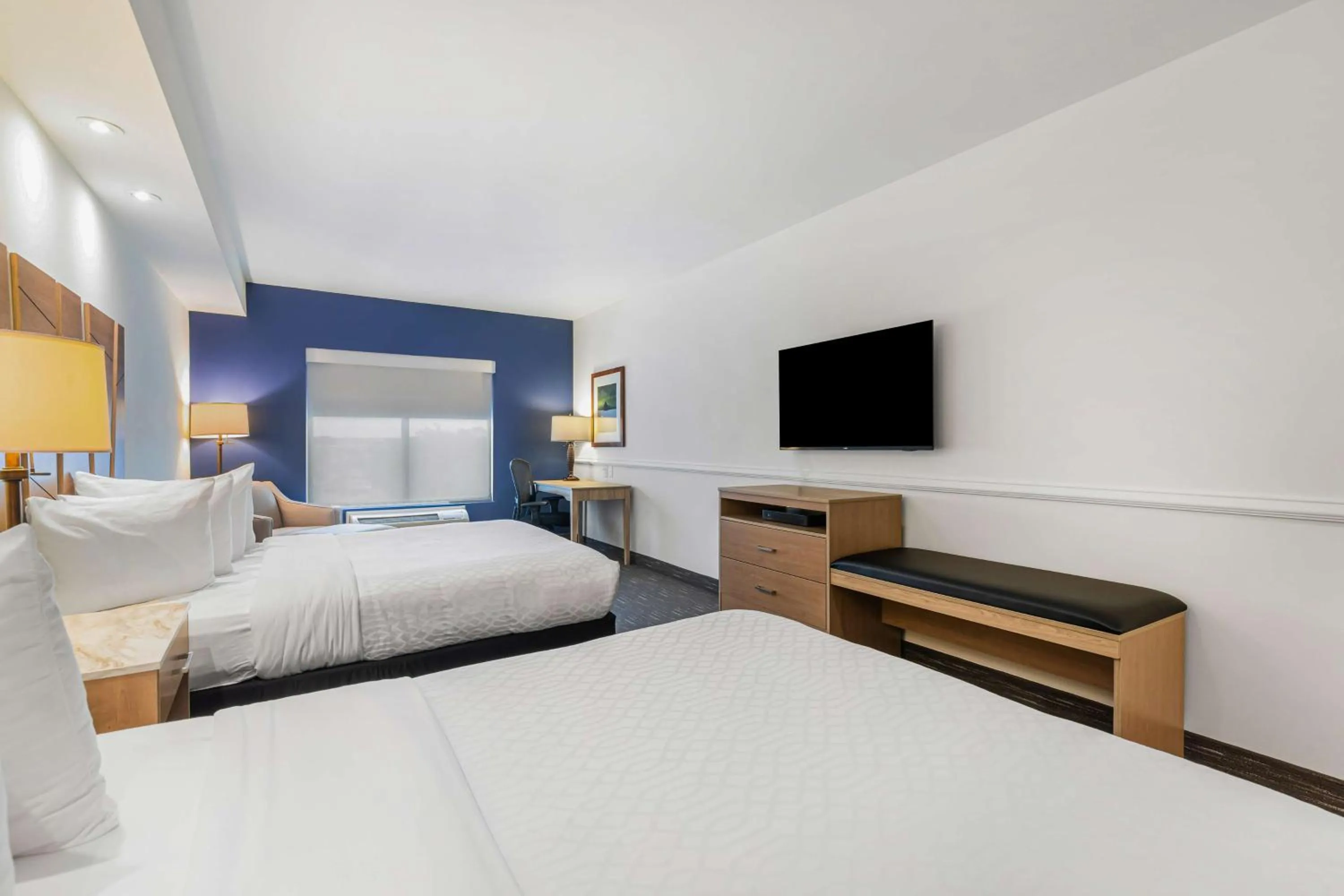 Bedroom, Bed in Best Western PLUS Westgate Inn and Suites