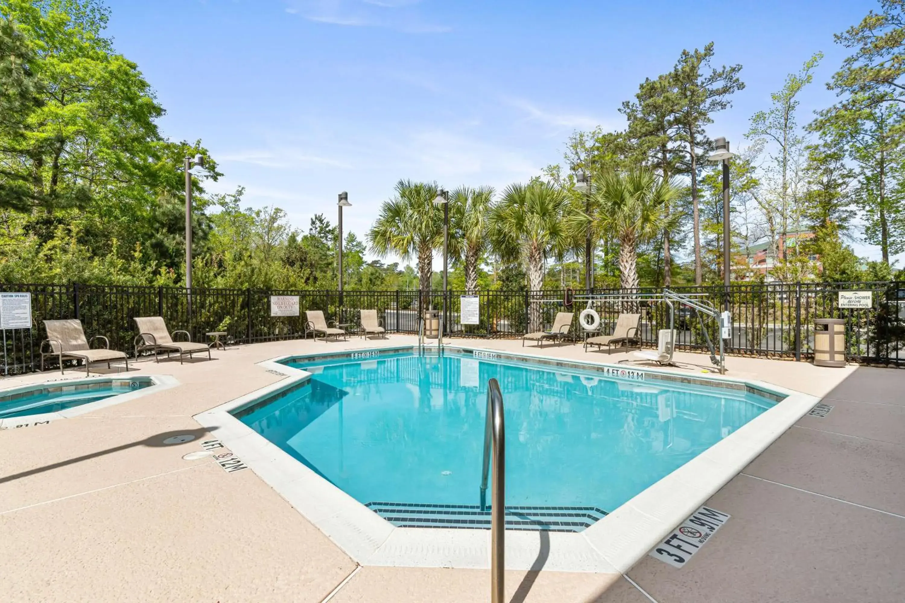 Pool view in Best Western PLUS Westgate Inn and Suites Pool view in Best Western PLUS Westgate Inn and Suites