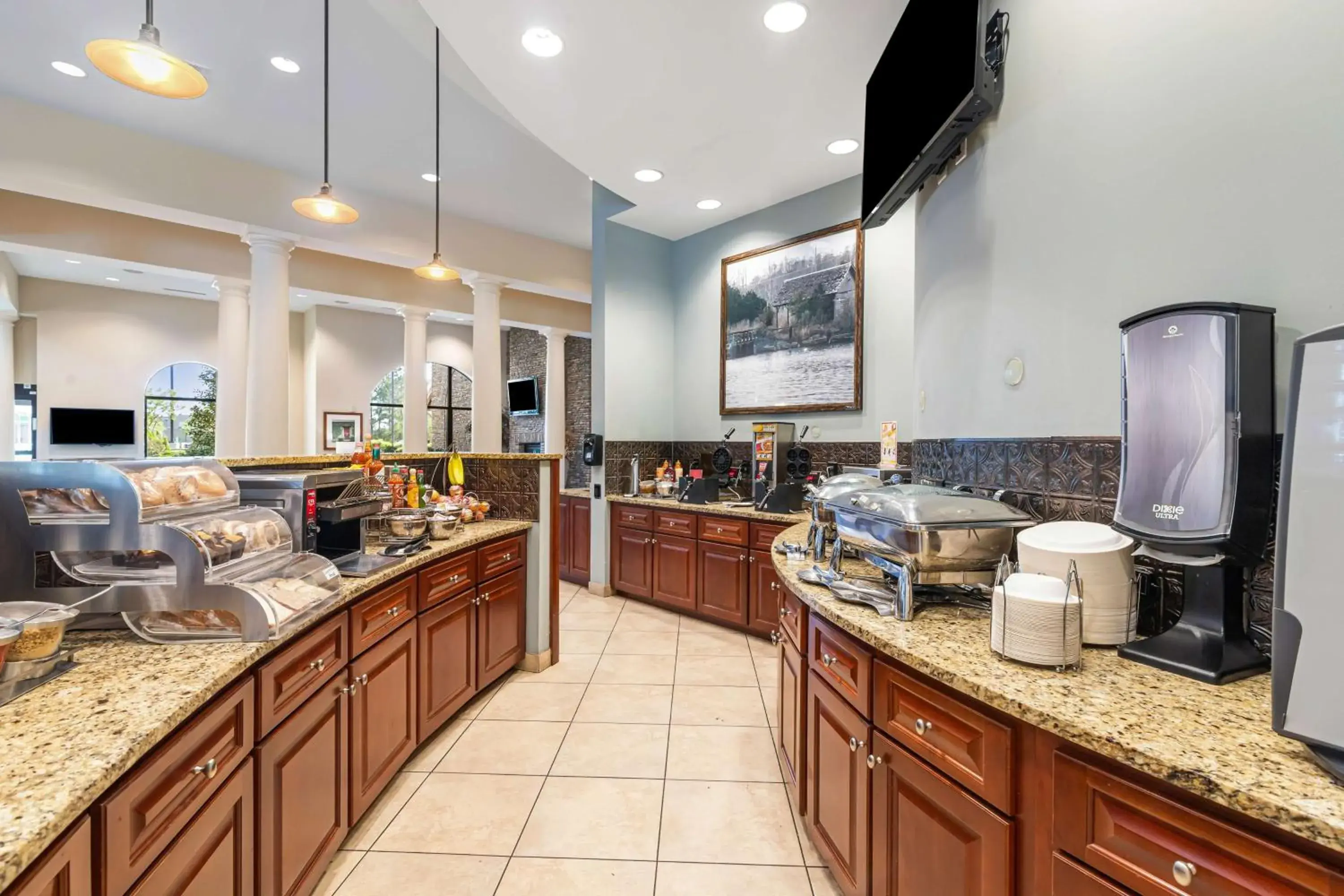 Breakfast in Best Western PLUS Westgate Inn and Suites Breakfast in Best Western PLUS Westgate Inn and Suites