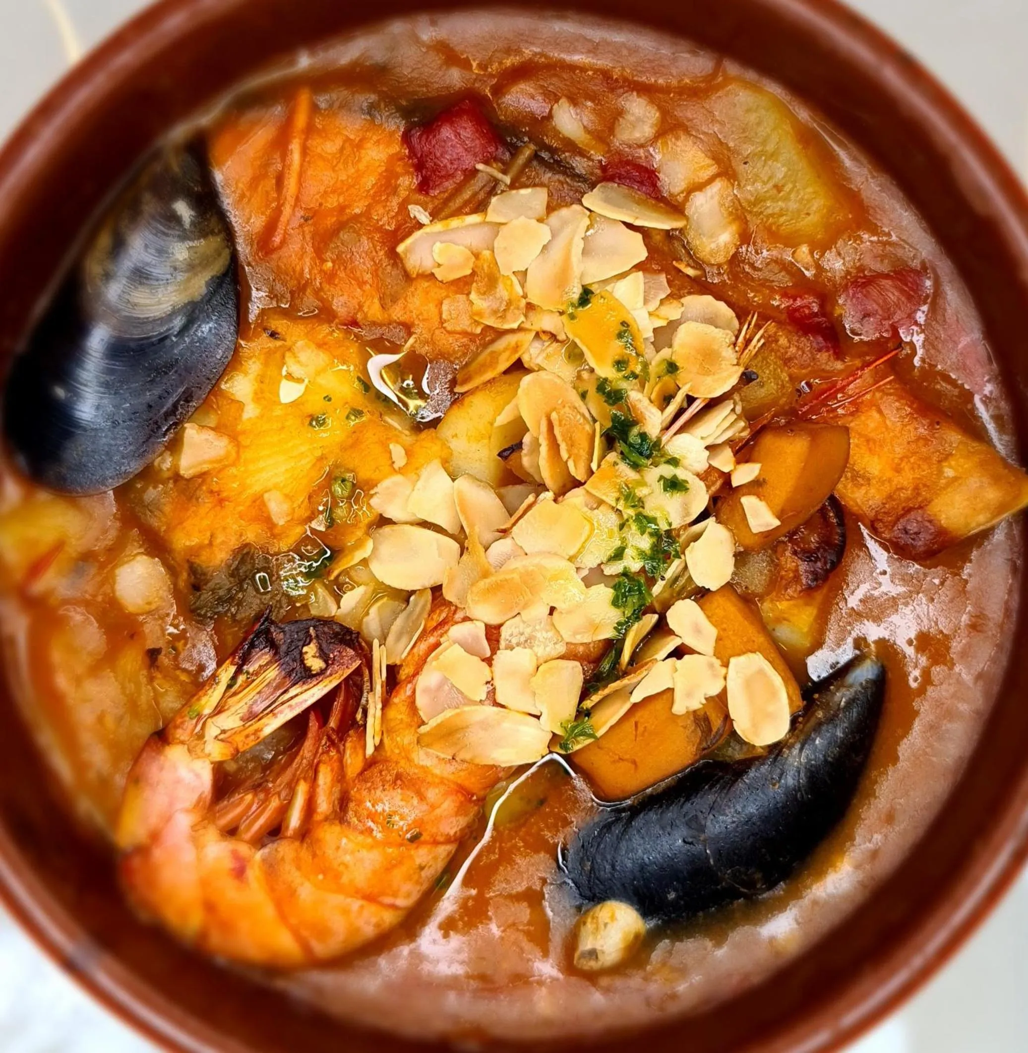 Restaurant/places to eat in Hotel Castell Blanc