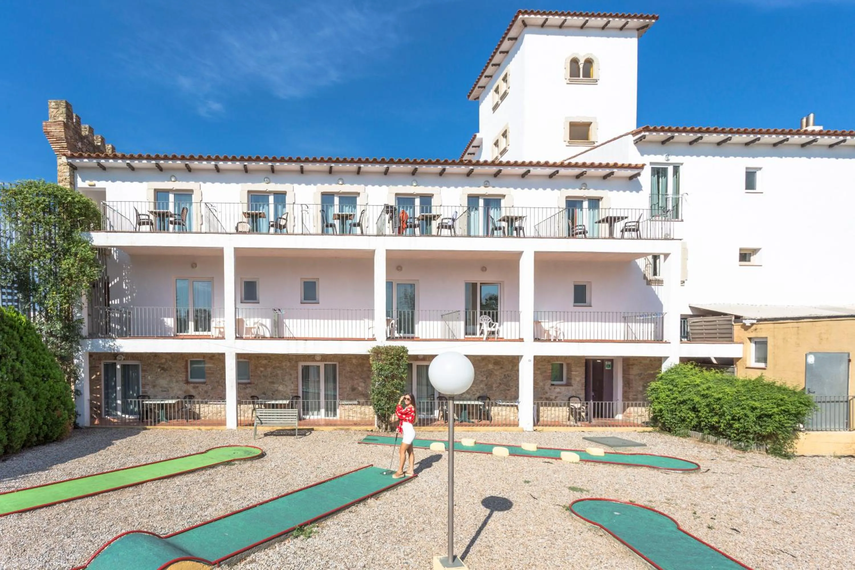 Property building in Hotel Castell Blanc