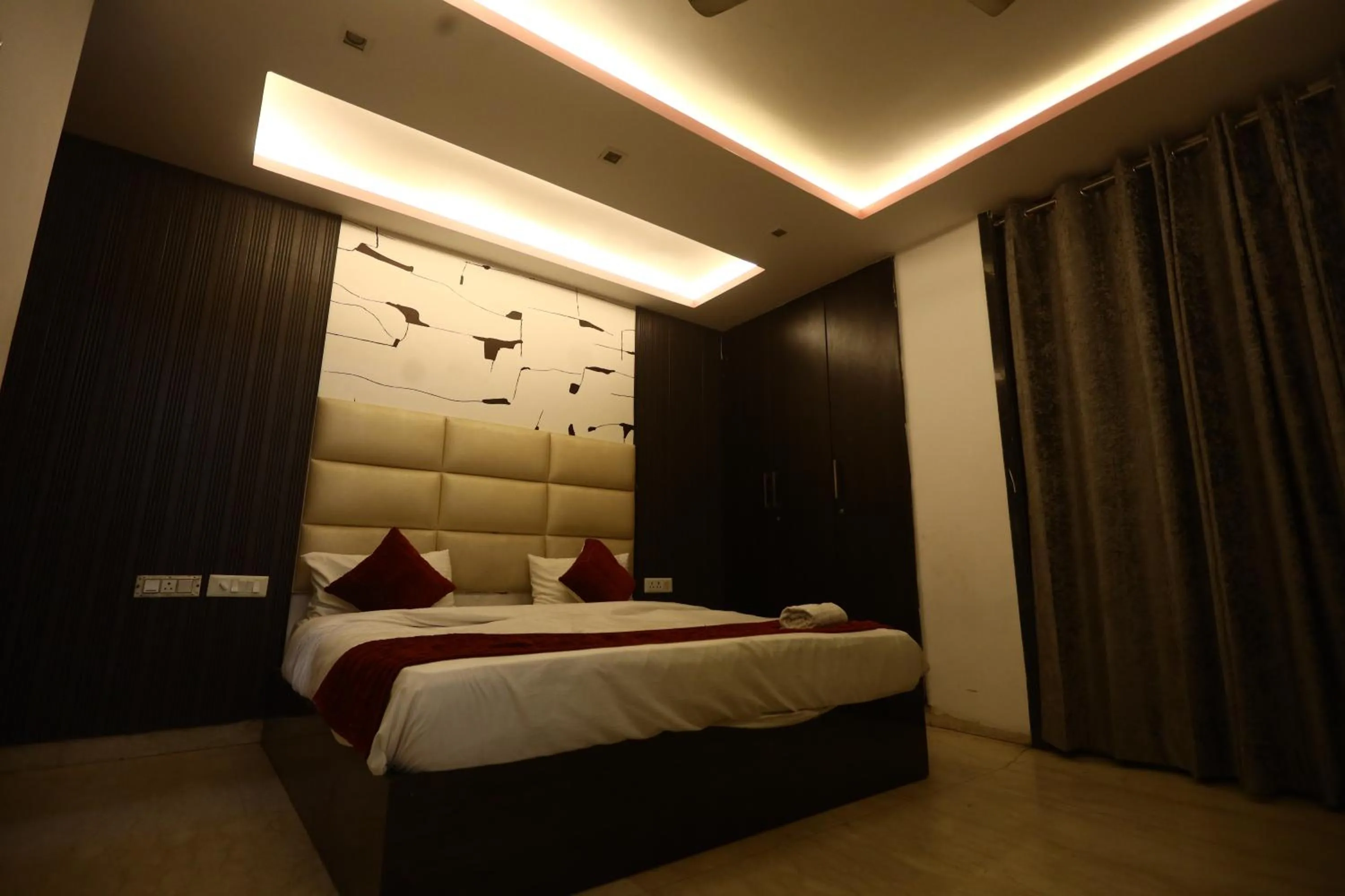 Bed in The Bed And Rock Kalkaji