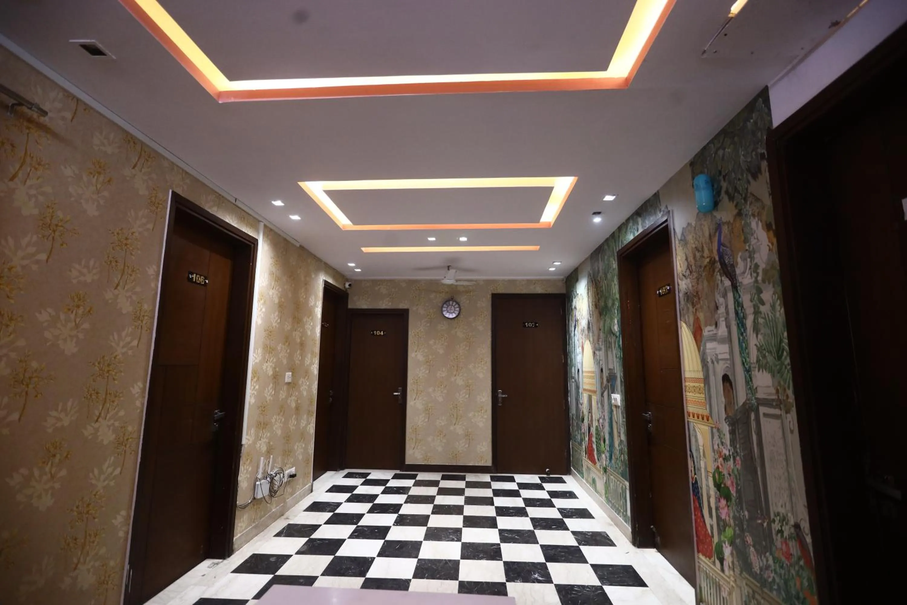 Bed in The Bed And Rock Kalkaji