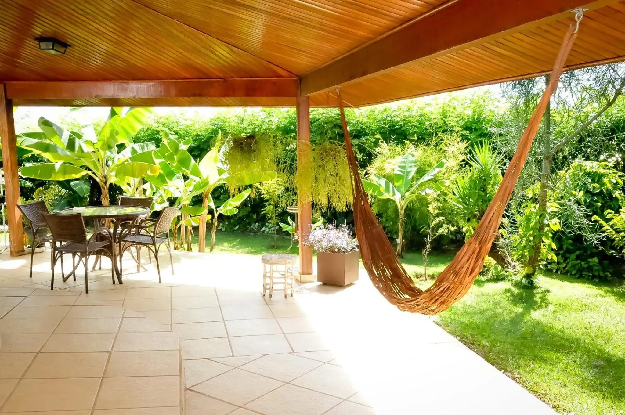 Garden view in Hotel Nova Odessa - OFICIAL Garden view in Hotel Nova Odessa - OFICIAL