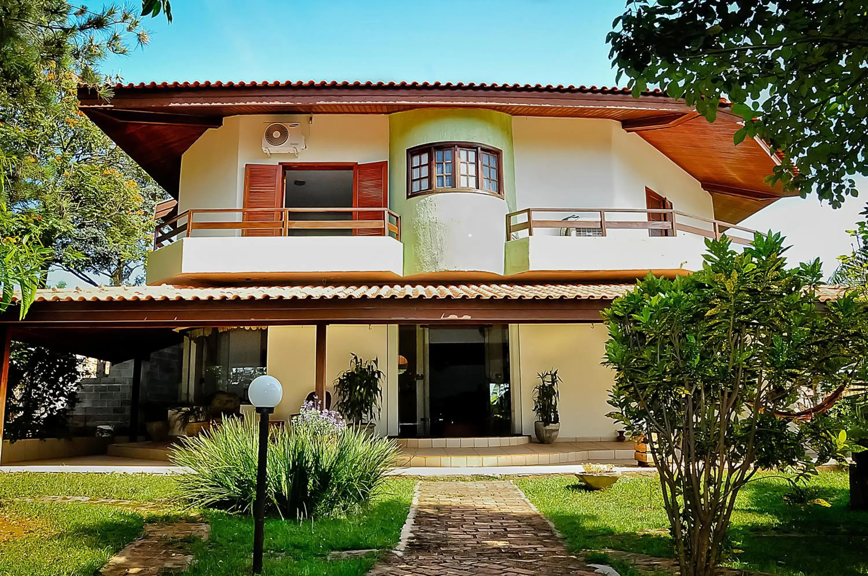 Facade/entrance in Hotel Nova Odessa - OFICIAL Facade/entrance in Hotel Nova Odessa - OFICIAL