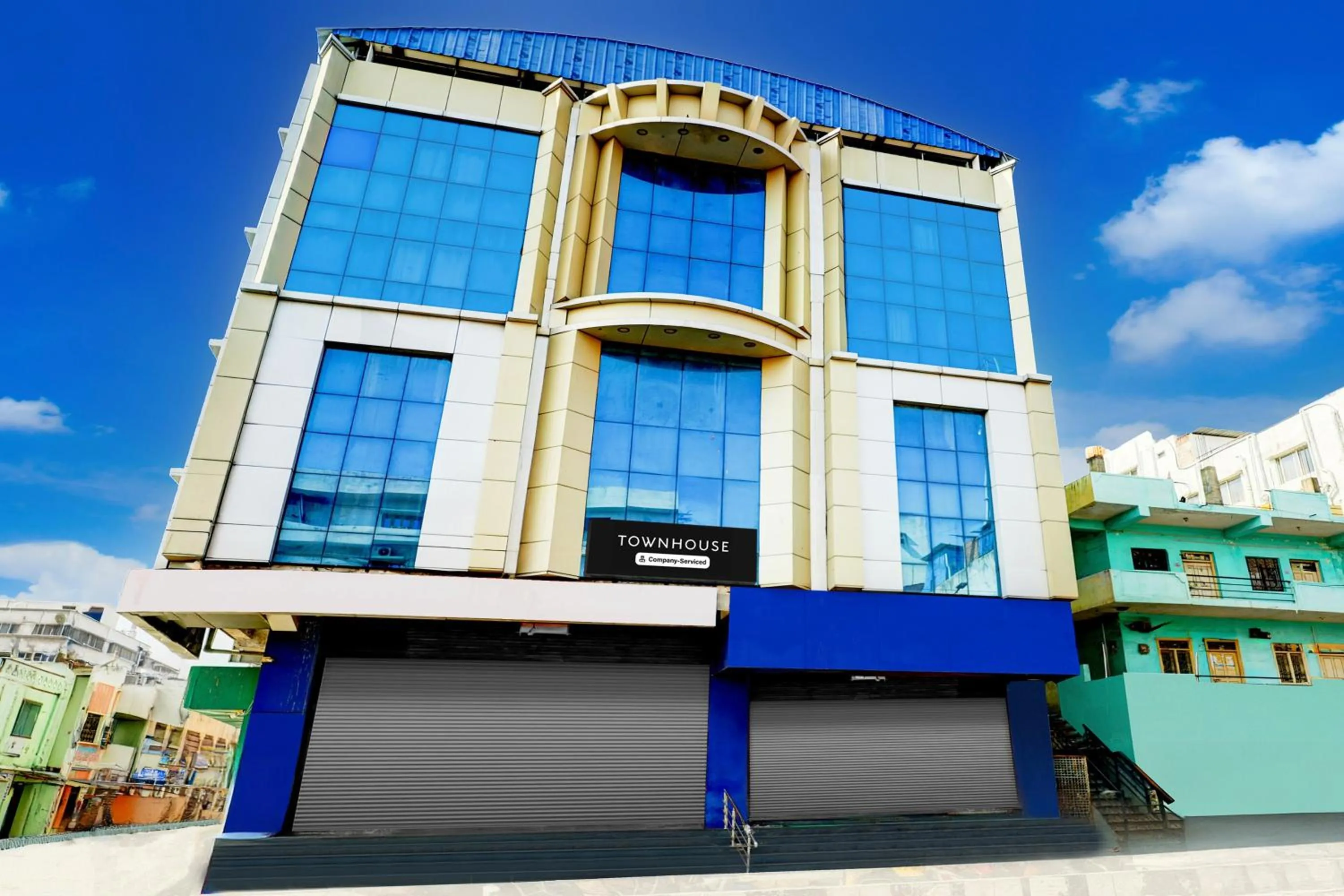 Facade/entrance in OYO Townhouse Anantapur Near Srikantam Circle