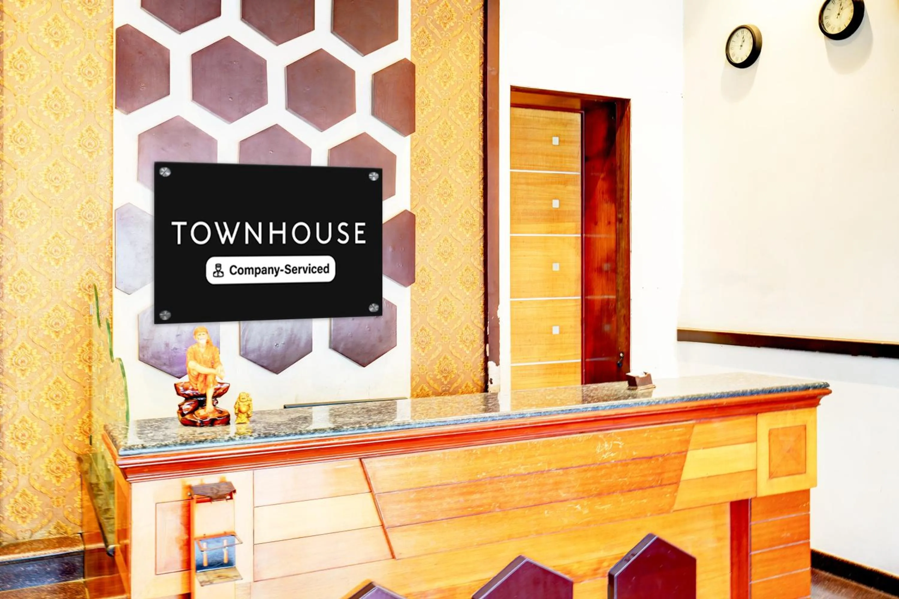 Lobby or reception in OYO Townhouse Anantapur Near Srikantam Circle