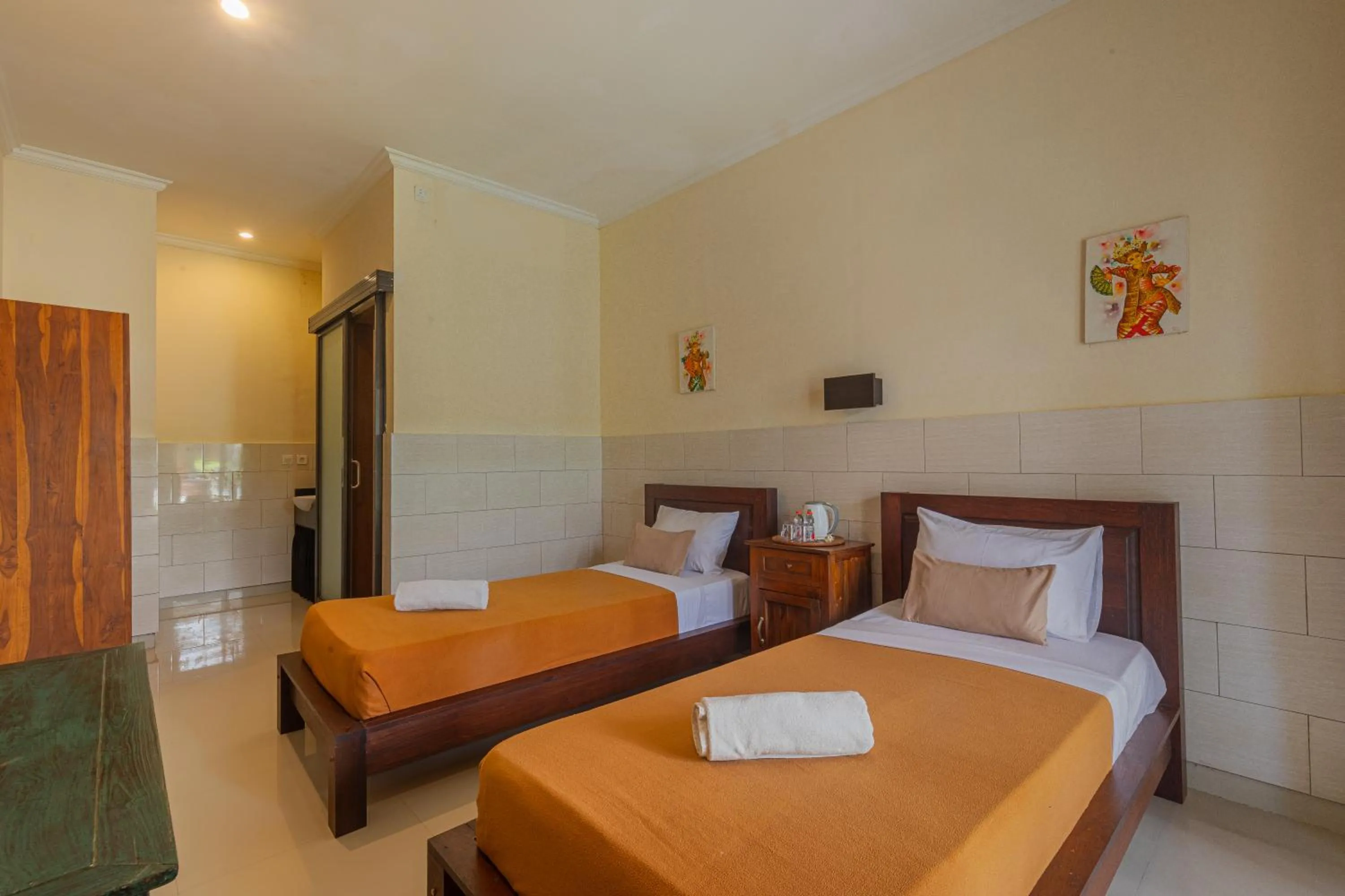 Twin Room in Donahome