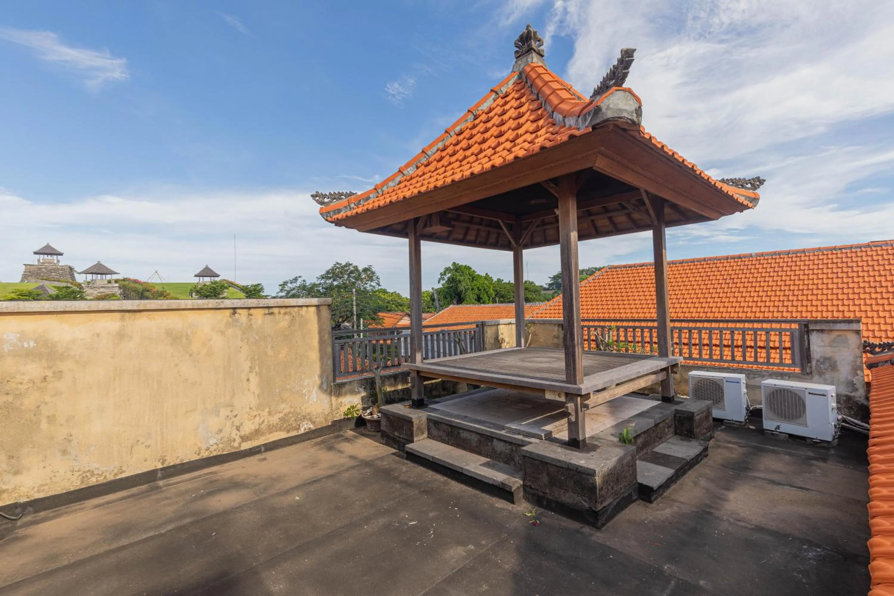 Seating area in Donahome