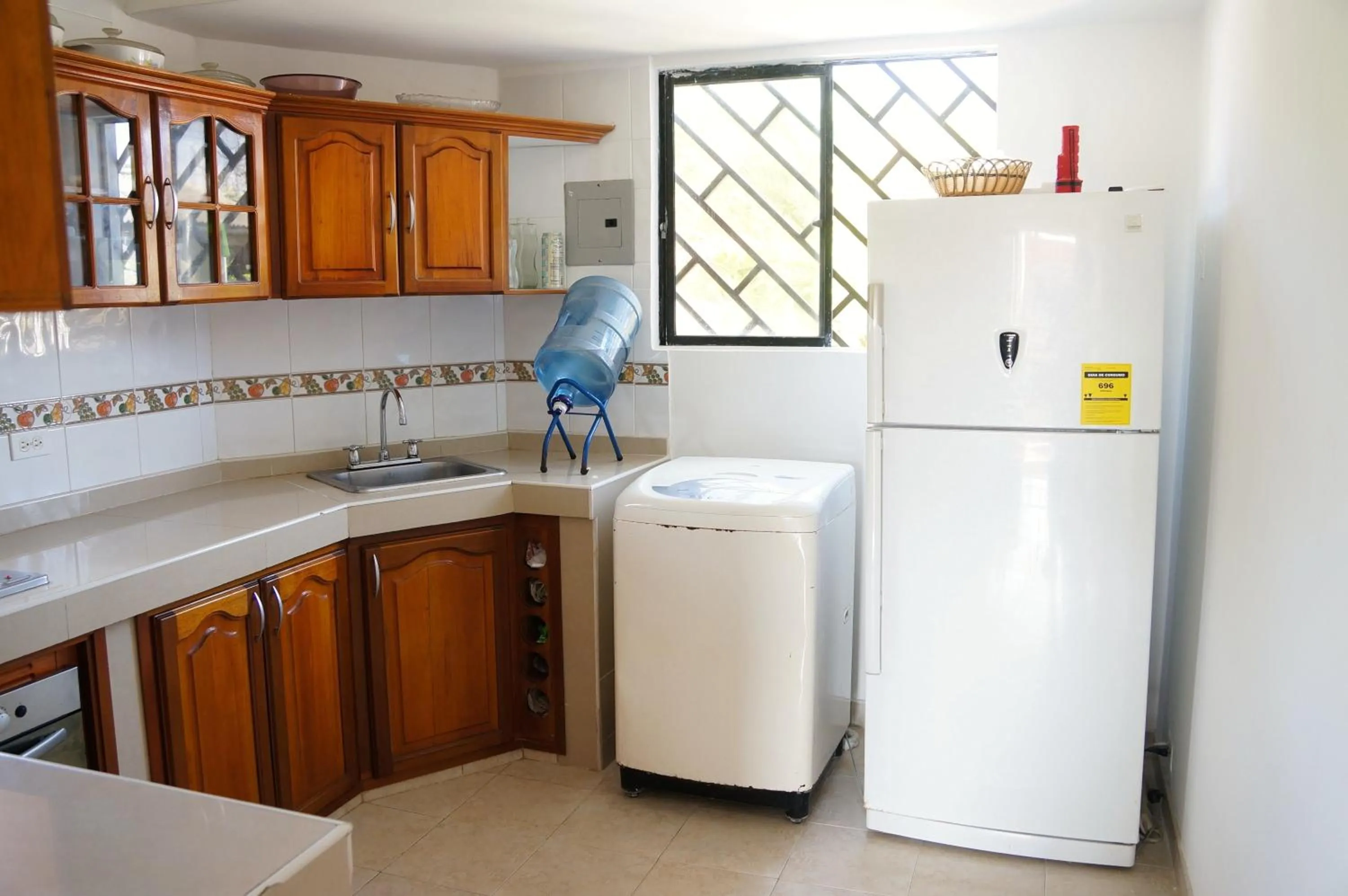 Communal kitchen in Posada Vasquez Oviedo