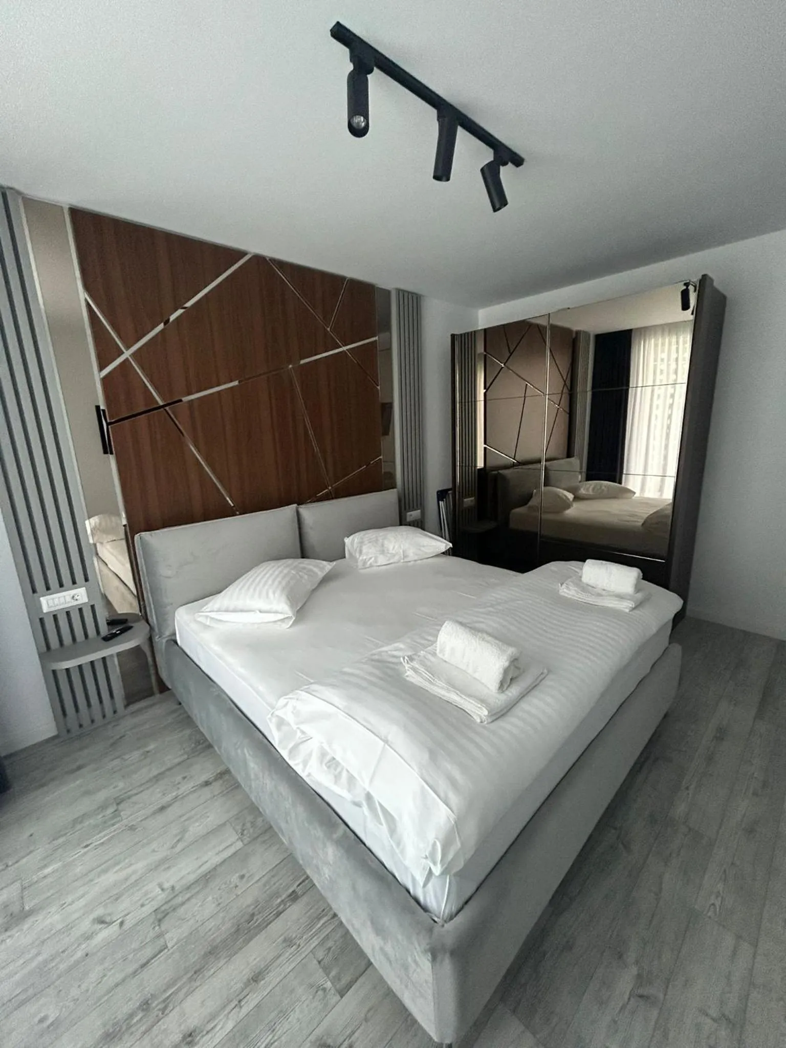 Bed in Lake On