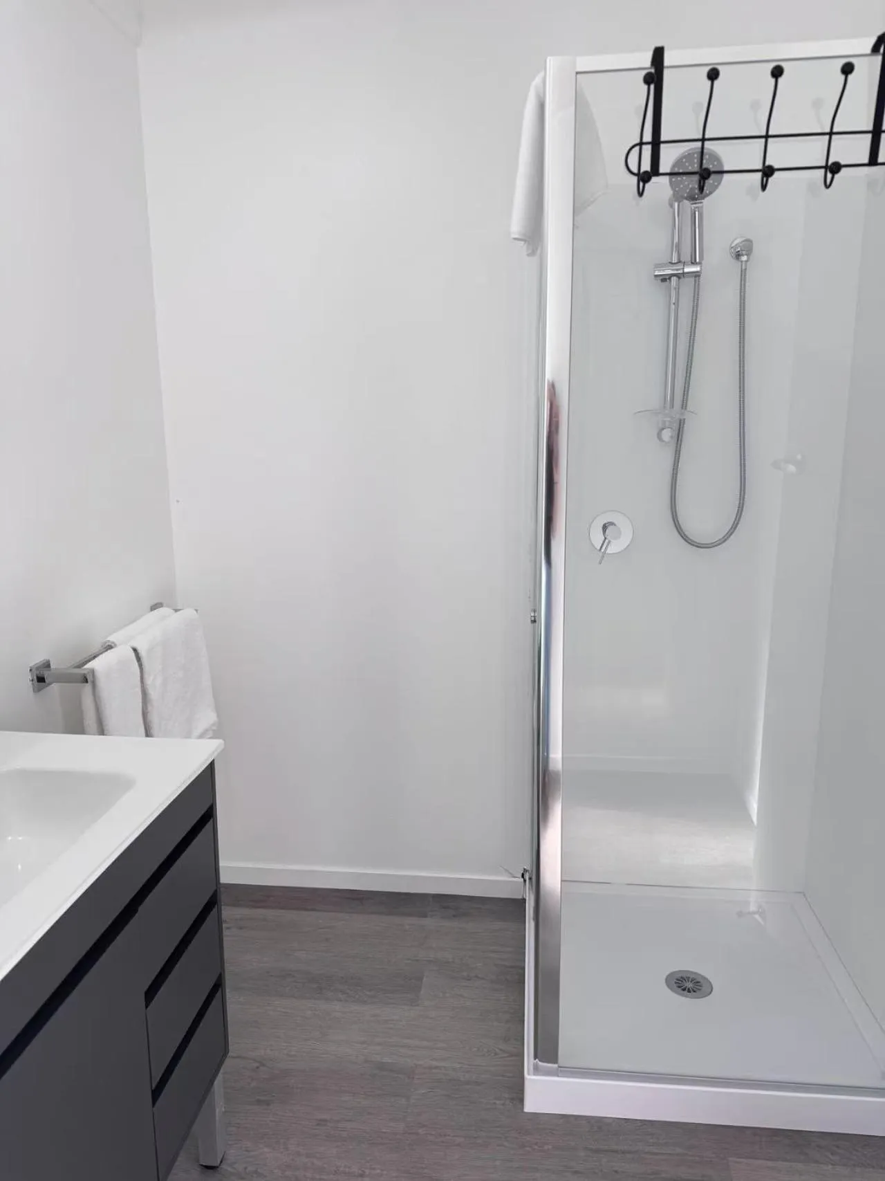 Rainbow Motel & Guest House