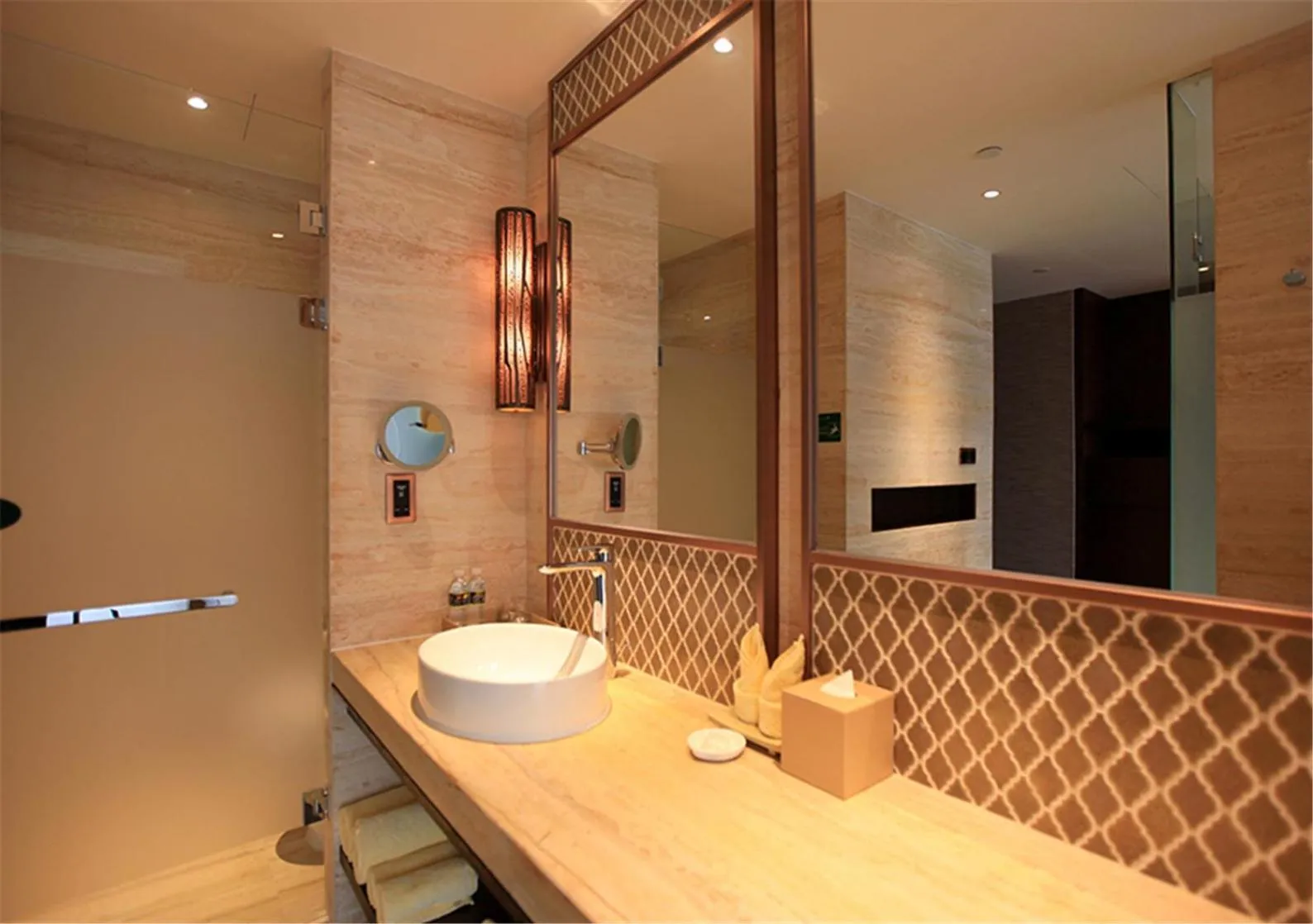 Toilet in Mangrove Tree Resort World Sanya Bay- Queen Palm Towers