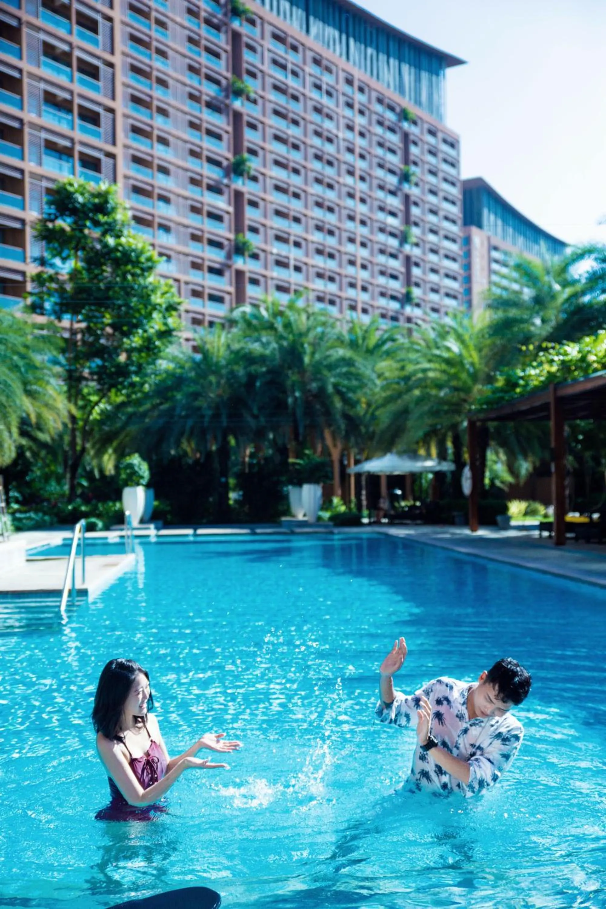 Pool view in Mangrove Tree Resort World Sanya Bay- Queen Palm Towers