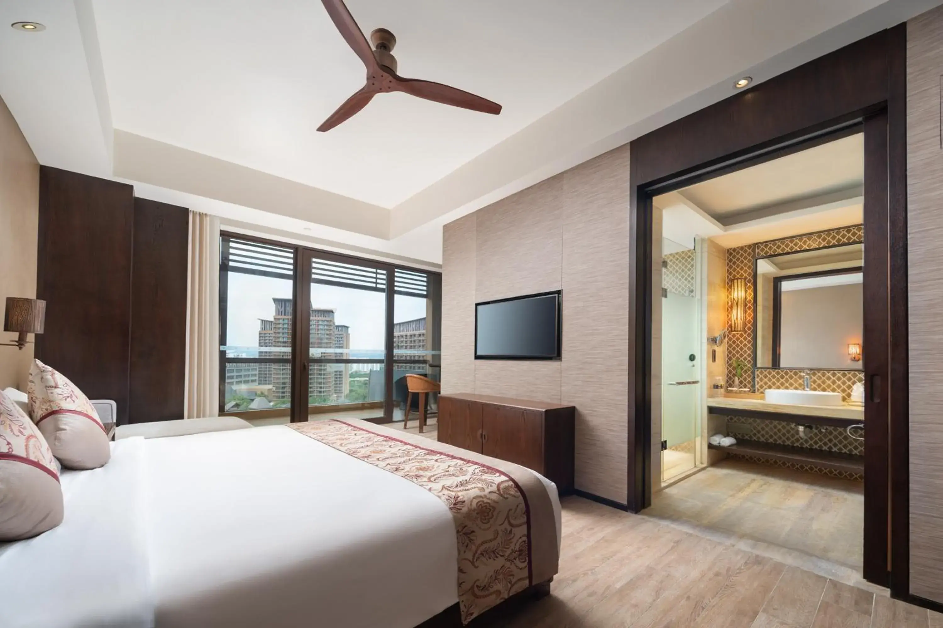 Bedroom, Bed in Mangrove Tree Resort World Sanya Bay- Queen Palm Towers Bedroom, Bed in Mangrove Tree Resort World Sanya Bay- Queen Palm Towers