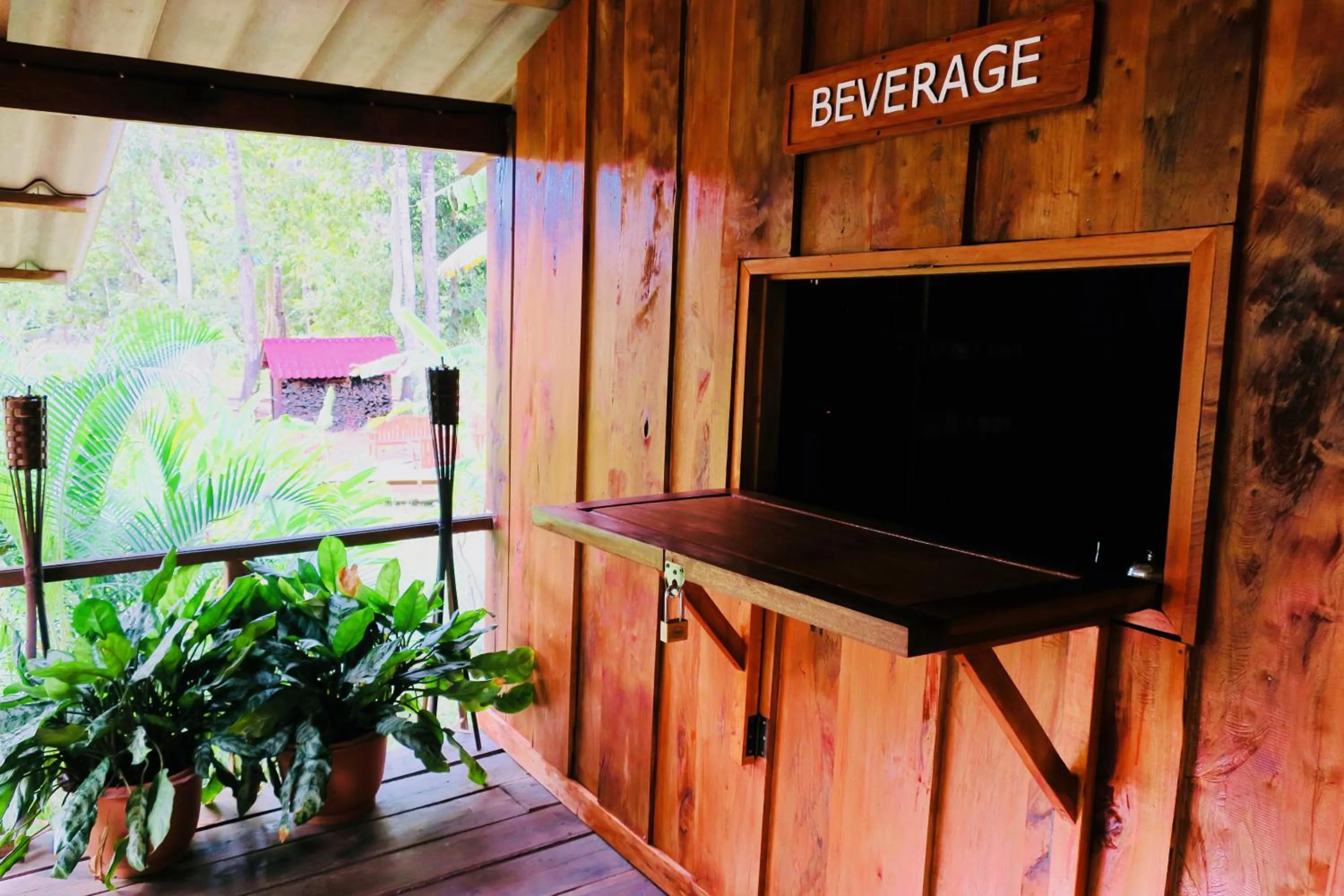 Lounge or bar in SpringRiver Resort