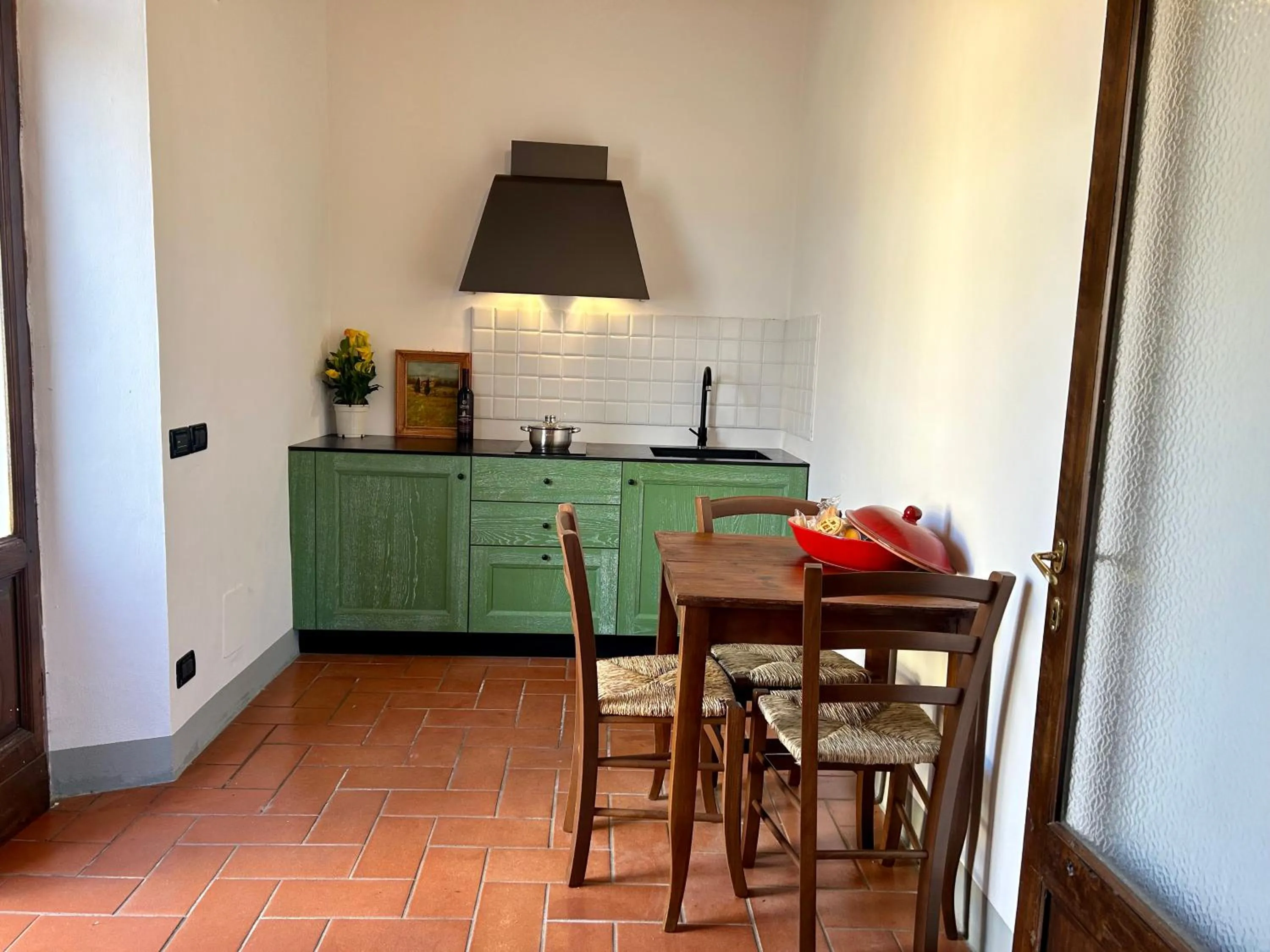 Kitchen or kitchenette in Villa Mucellena