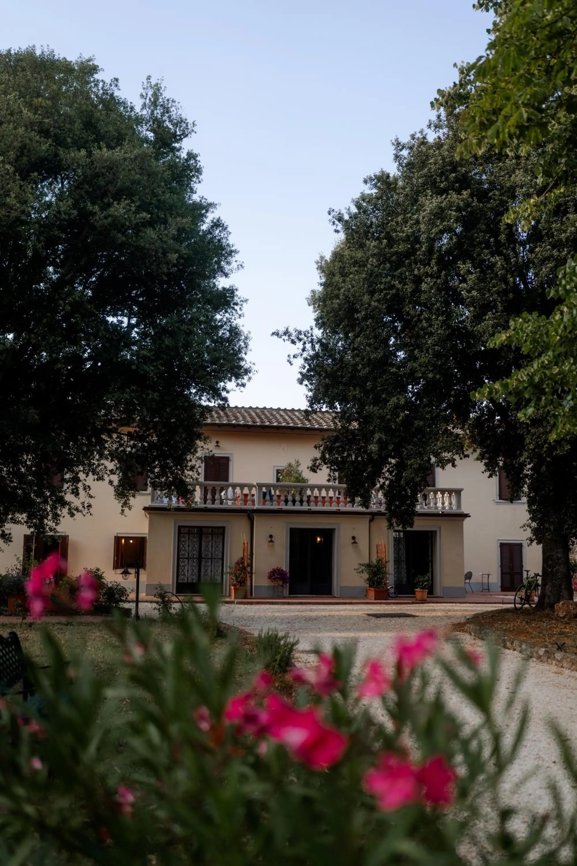 Property building in Villa Mucellena