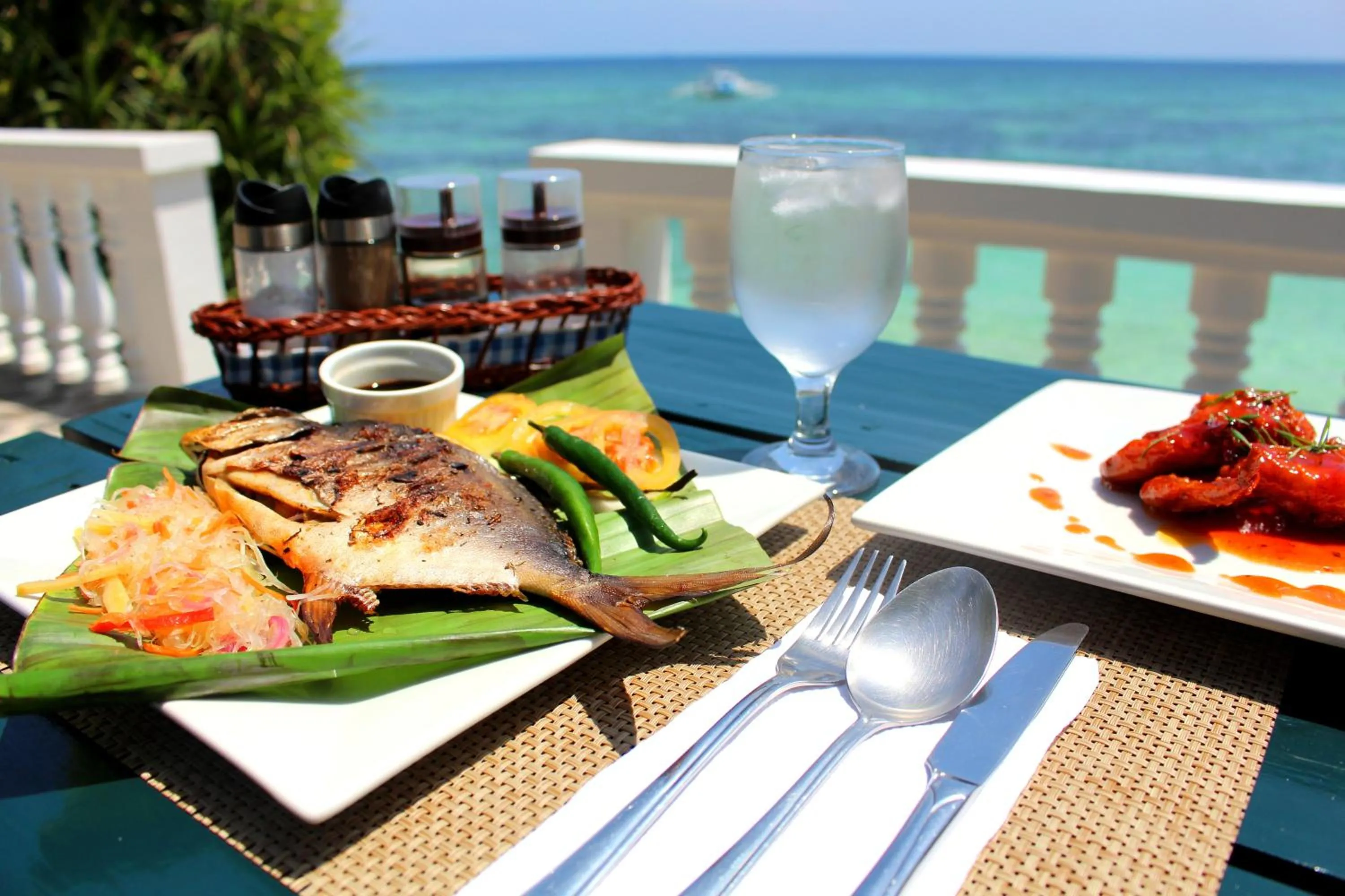 Restaurant/places to eat in Casa Amihan