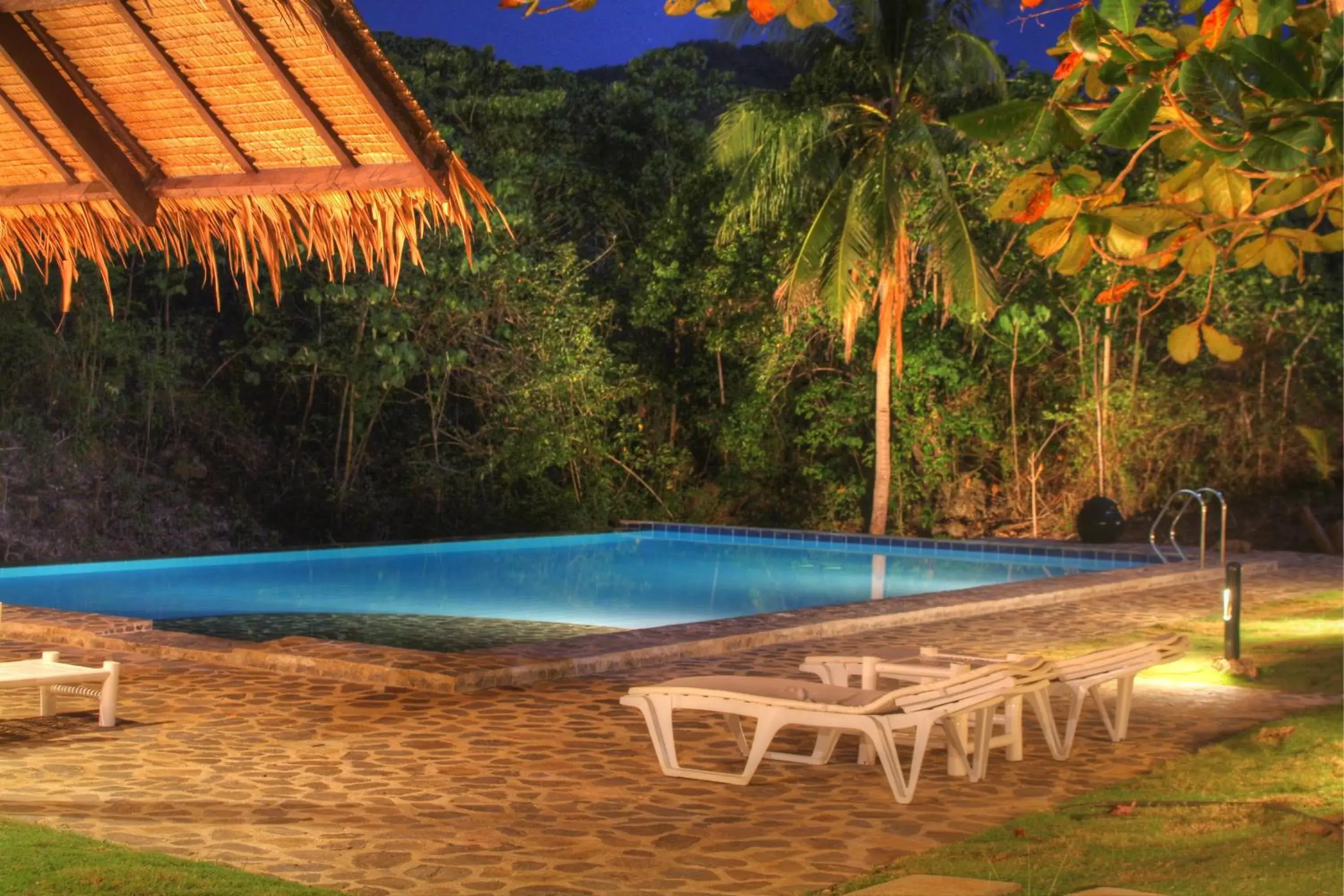 Swimming pool in Casa Amihan Swimming pool in Casa Amihan