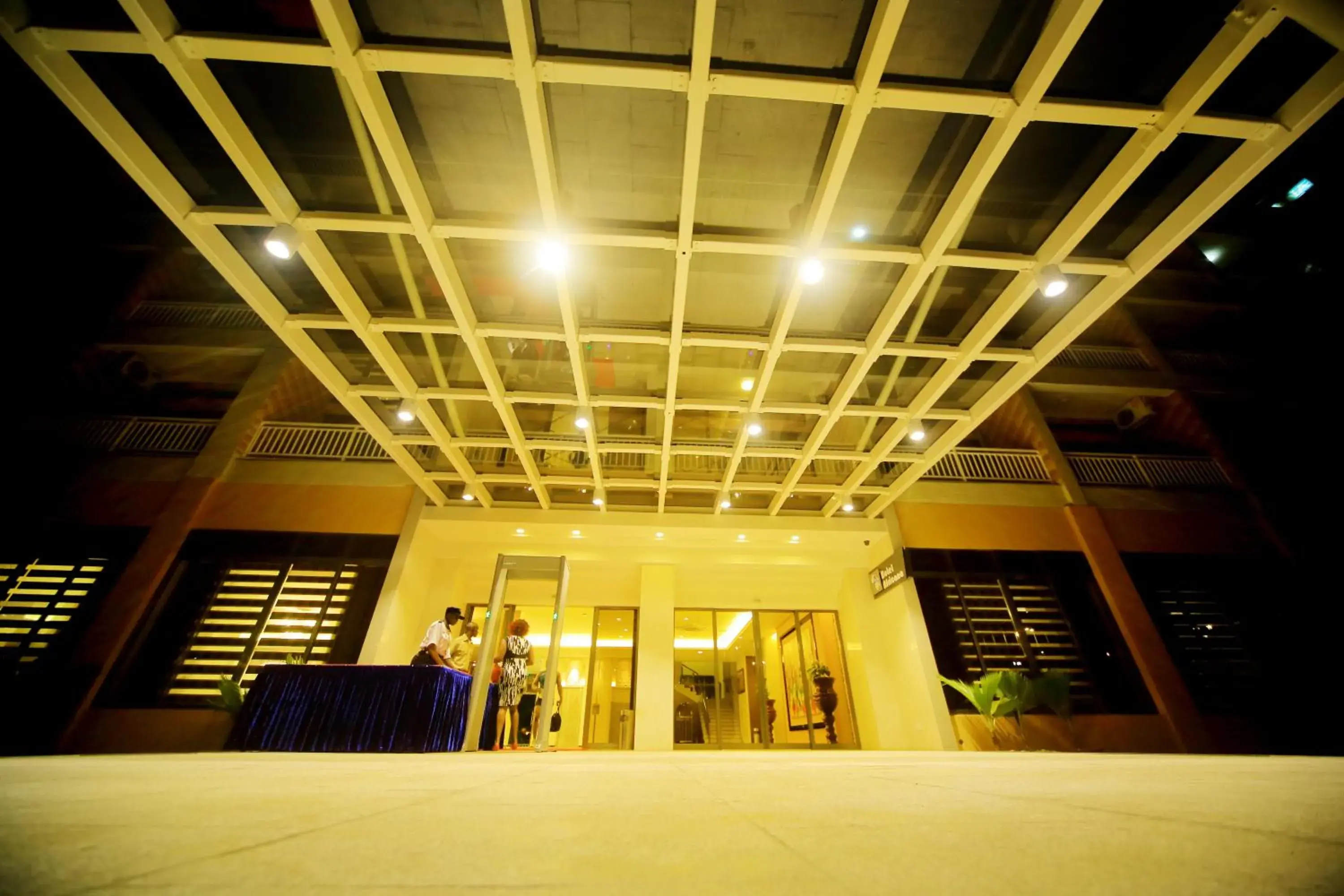 Facade/entrance in Hotel Africana Facade/entrance in Hotel Africana