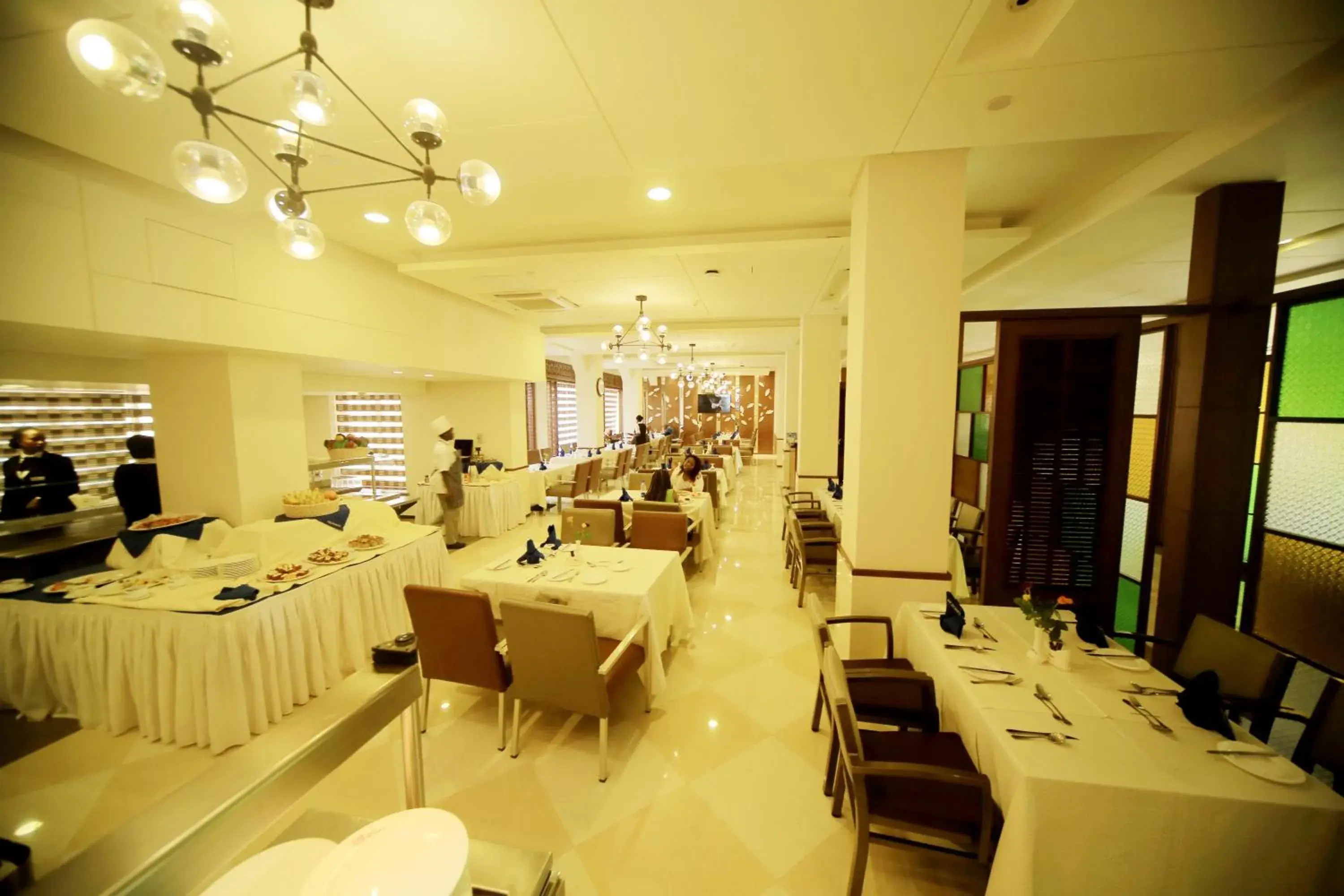 Restaurant/places to eat in Hotel Africana Restaurant/places to eat in Hotel Africana