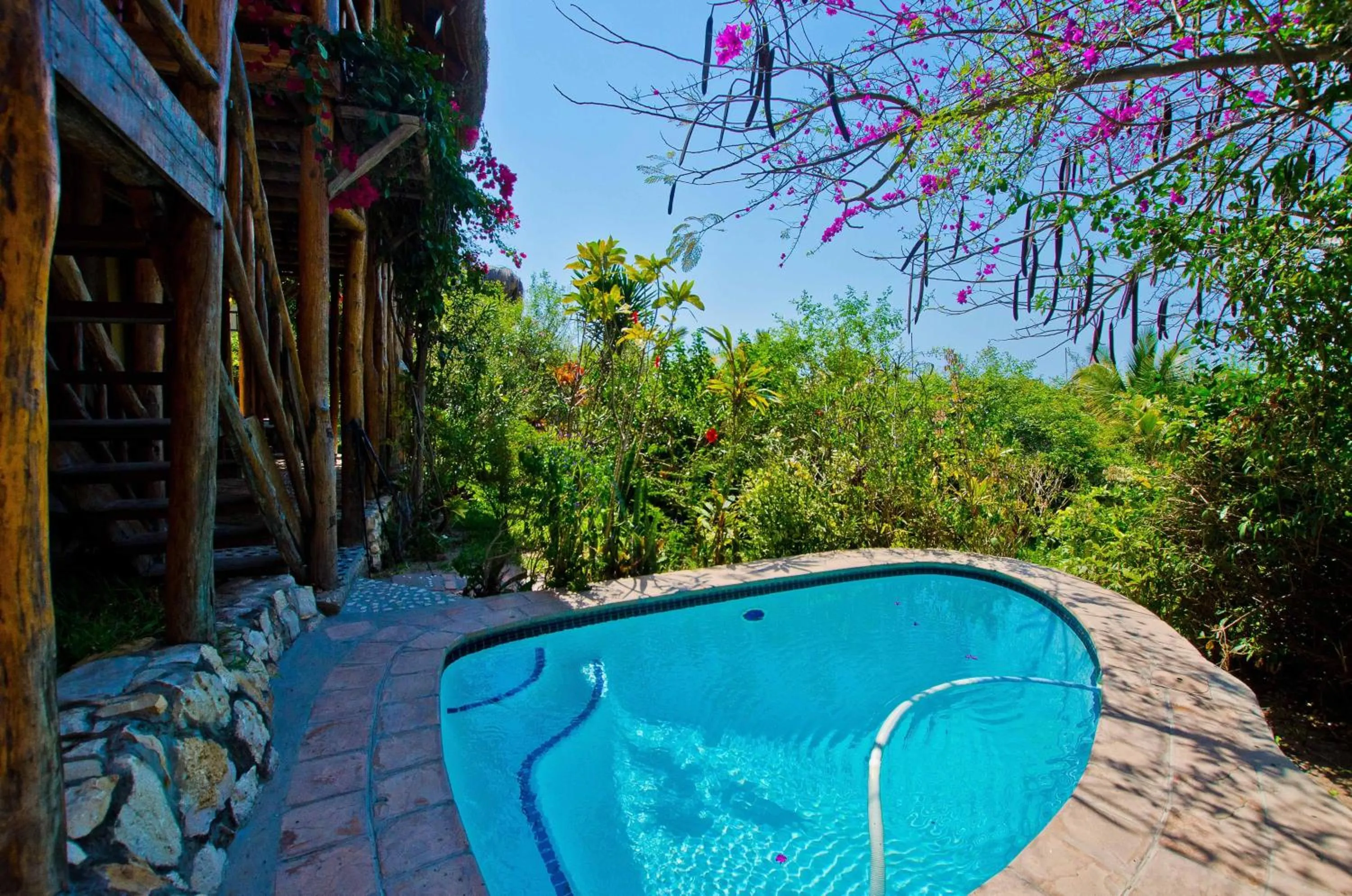 Swimming pool in Casa Cabana Beach