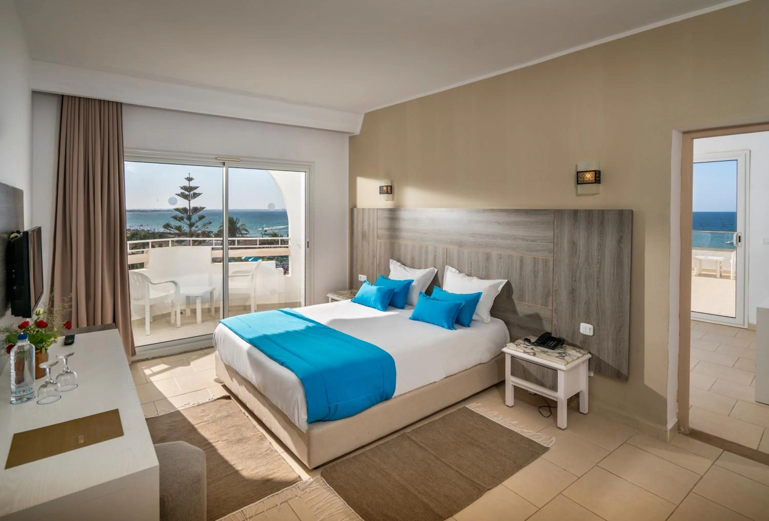 Photo of the whole room, Bed in Vincci Helya Beach