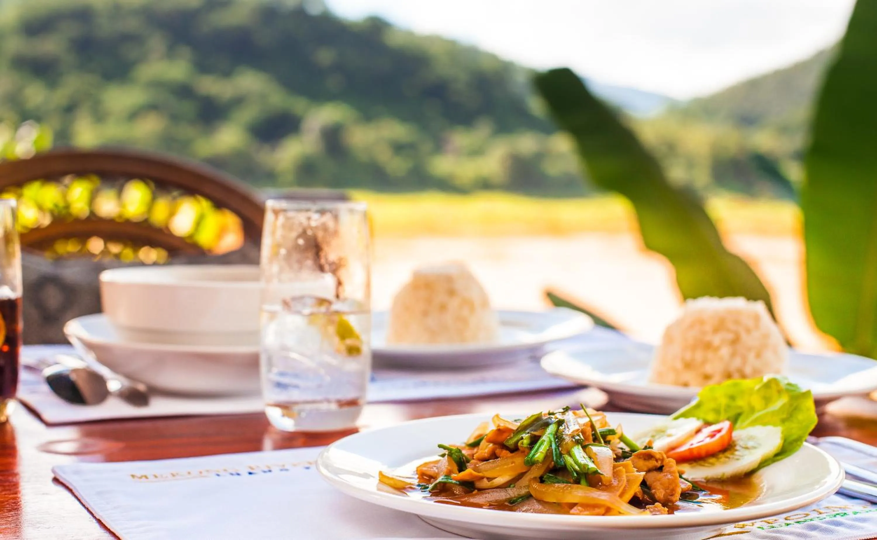 Restaurant/places to eat in Mekong Riverview Hotel