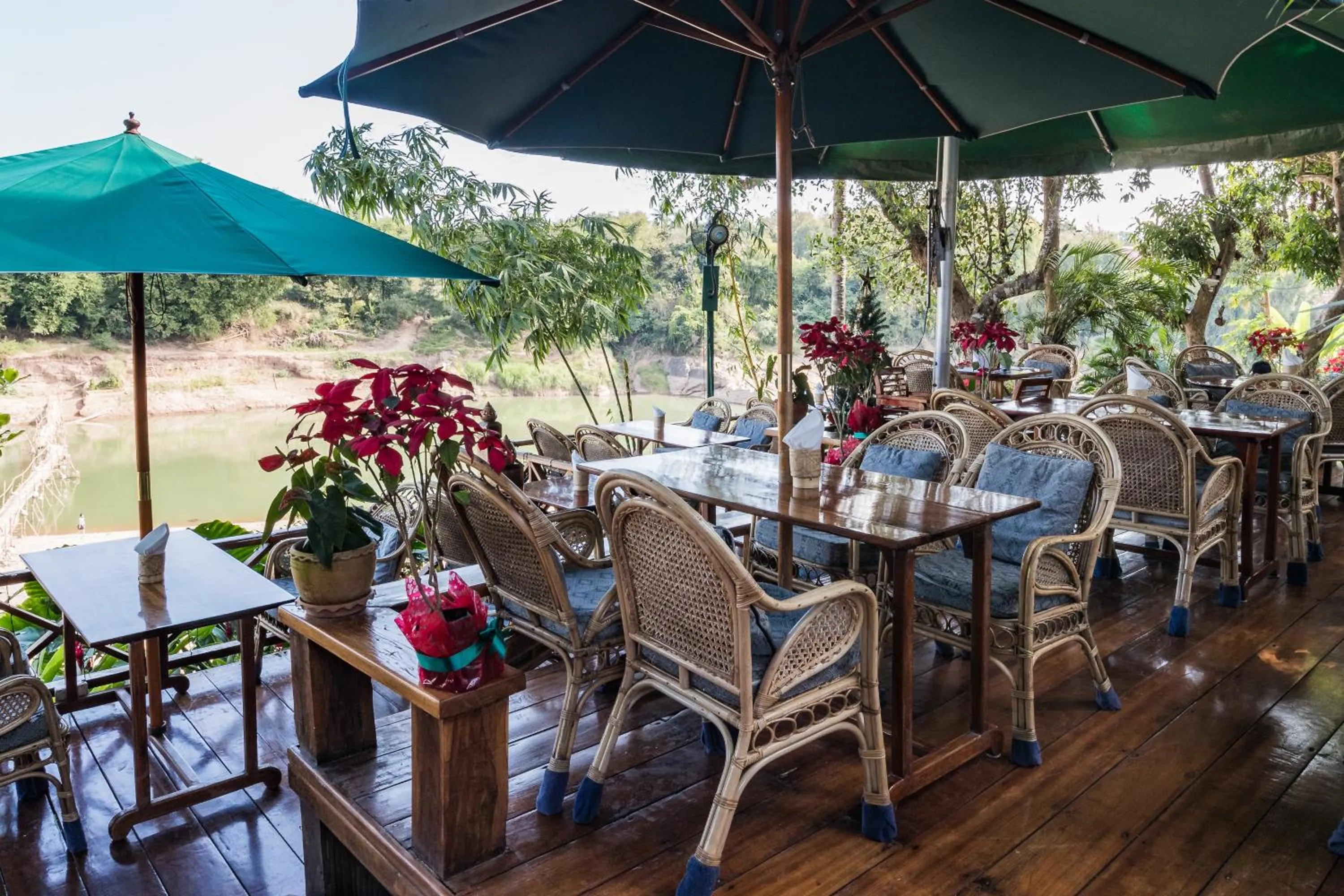 Restaurant/places to eat in Mekong Riverview Hotel