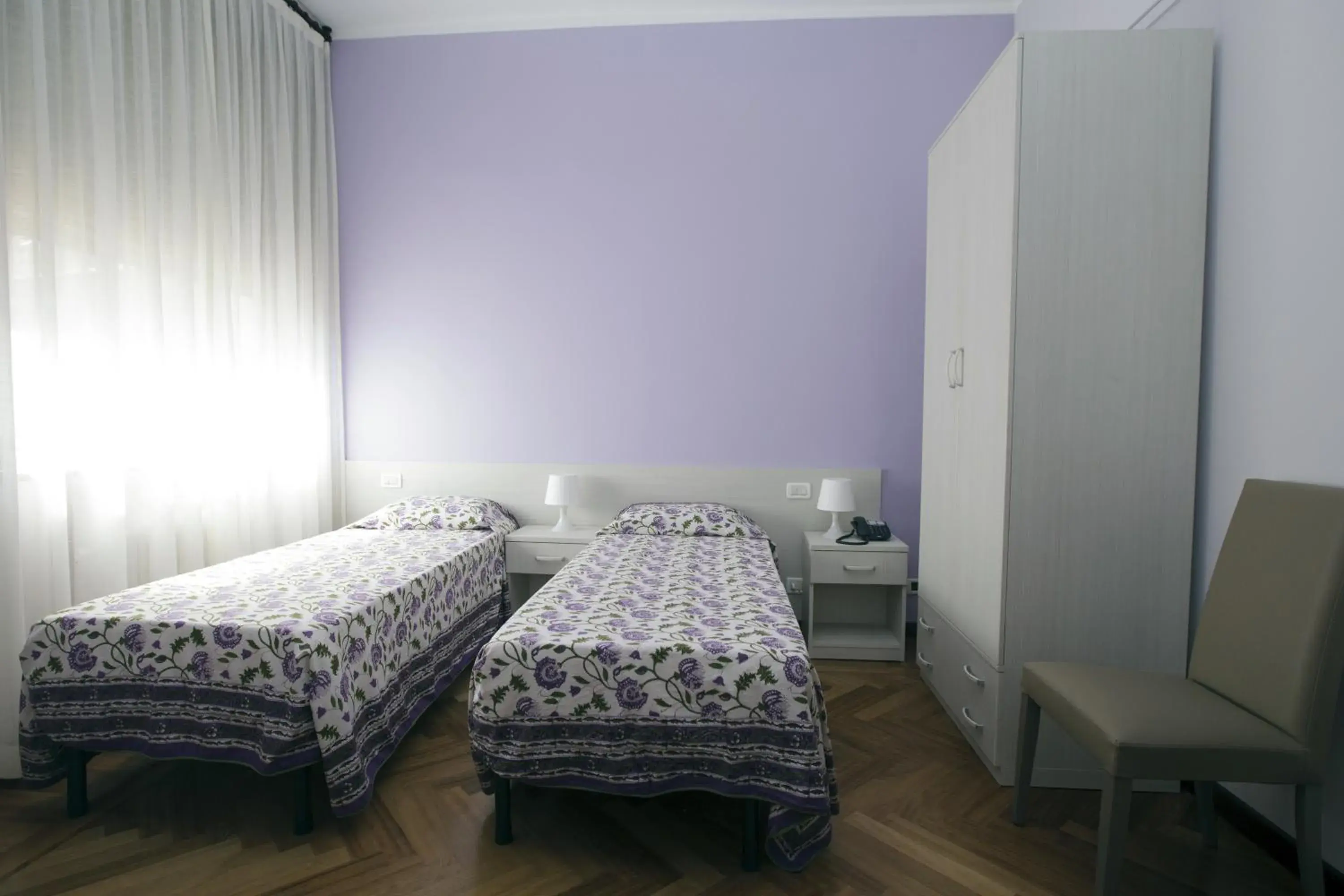 Double or Twin Room - single occupancy in Italy Inn Double or Twin Room - single occupancy in Italy Inn