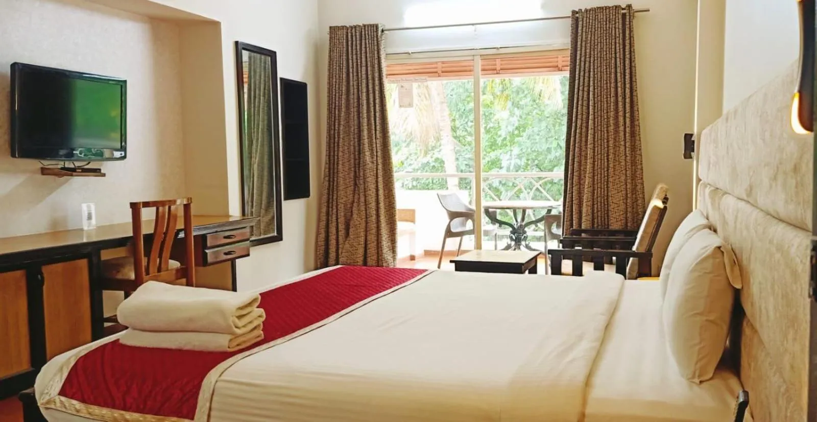 Standard King Room in Damanganga Valley Resort Silvassa