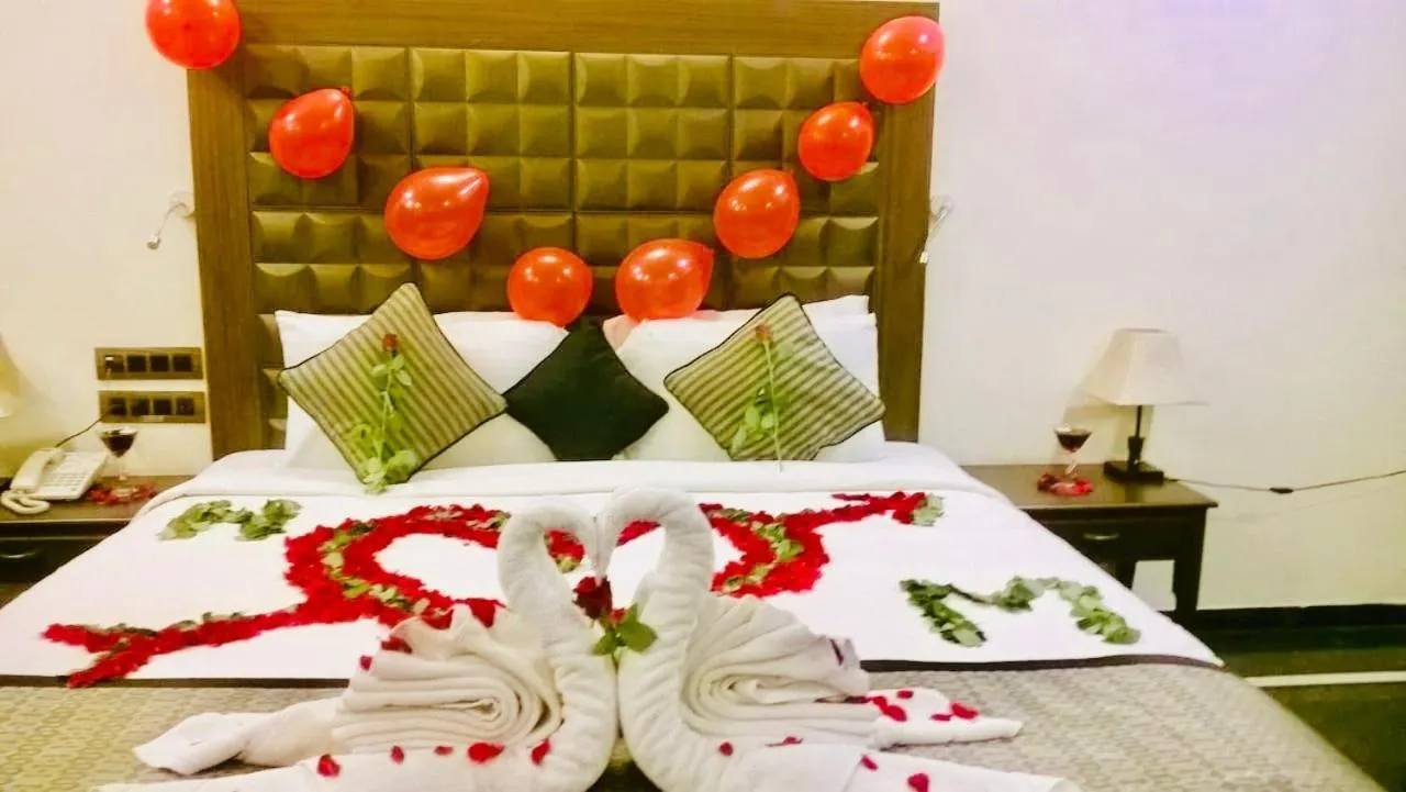 Bed in Damanganga Valley Resort Silvassa