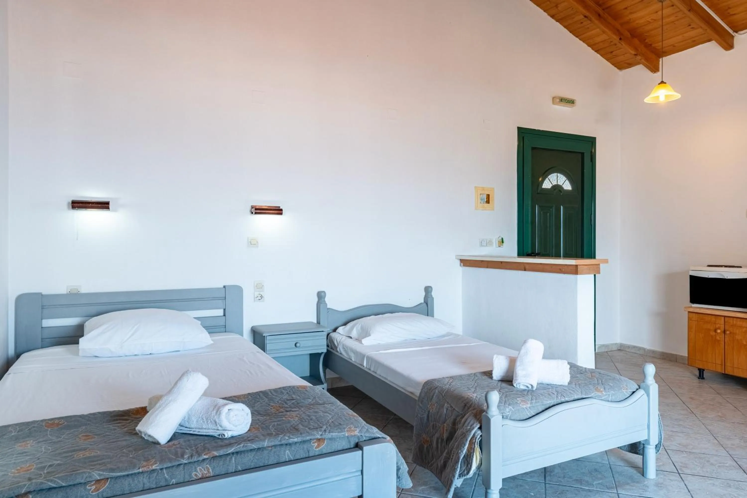 Property building in Kavos Panorama Complex