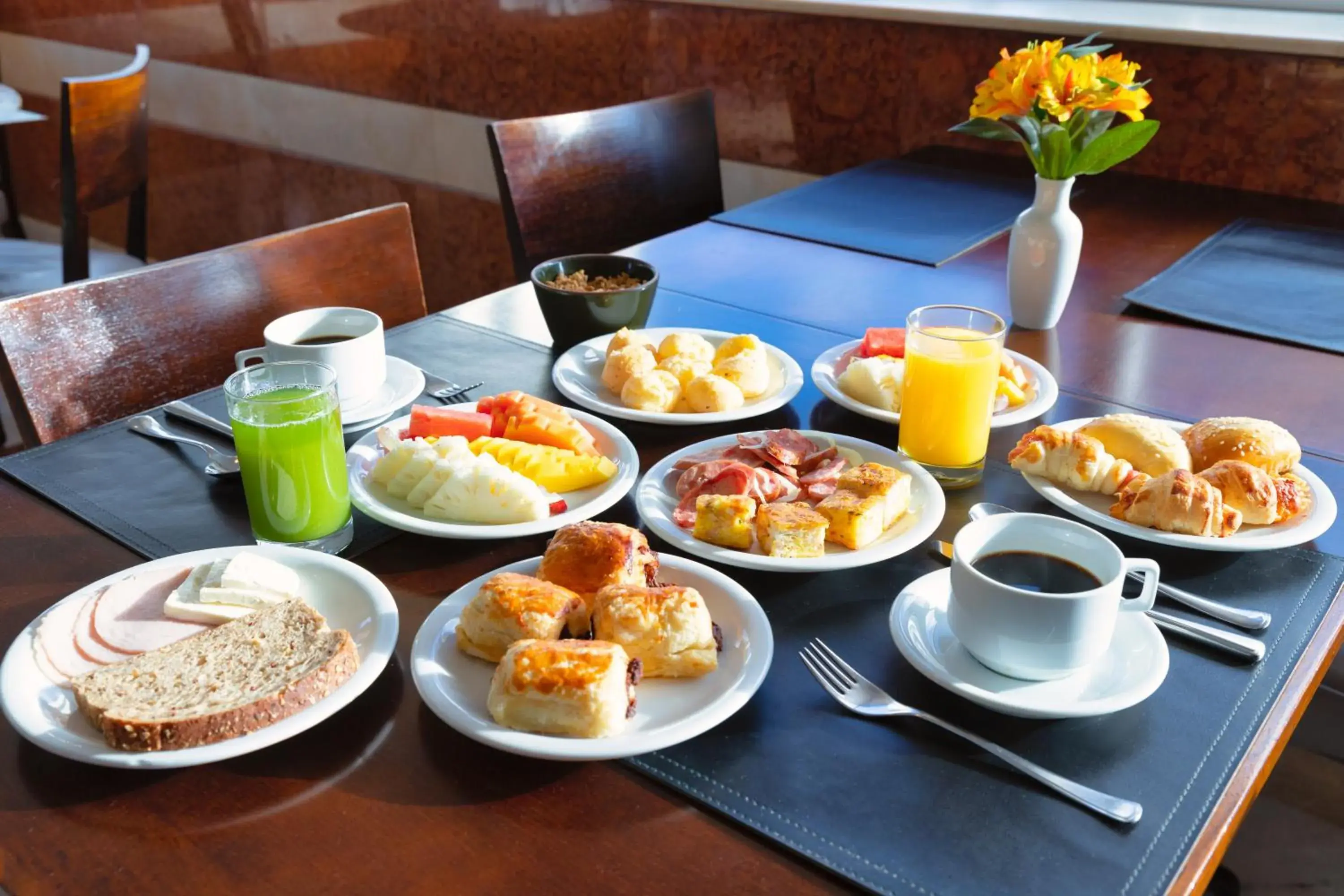 Breakfast in Wyndham Garden São Paulo Convention Nortel Breakfast in Wyndham Garden São Paulo Convention Nortel