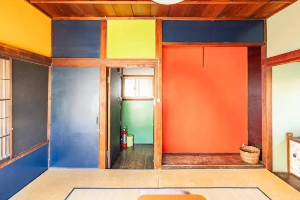 Quadruple Room with Shared Bathroom in Villa Sacra Quadruple Room with Shared Bathroom in Villa Sacra