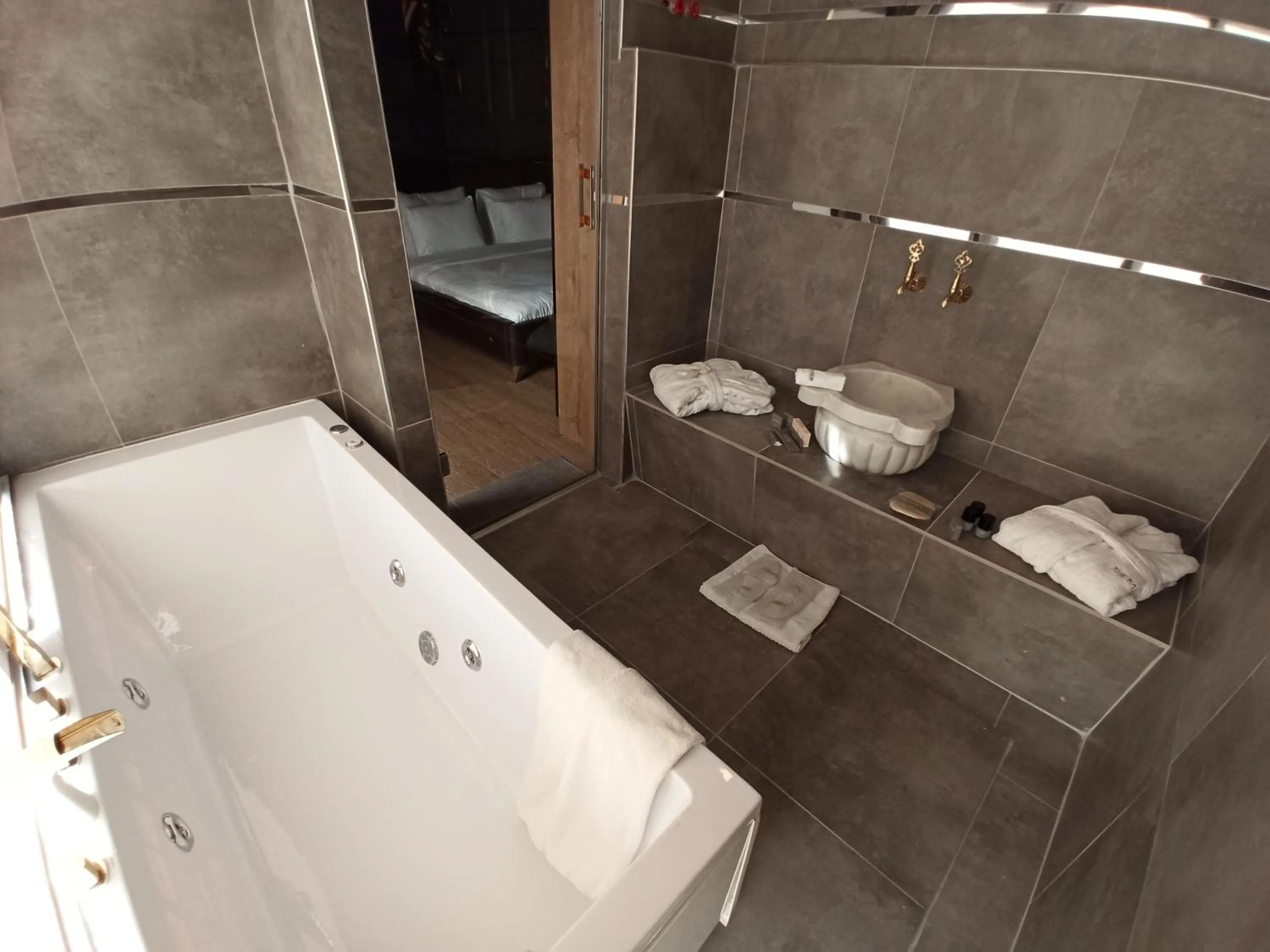 Bath in The Kayseri Loft Hotel