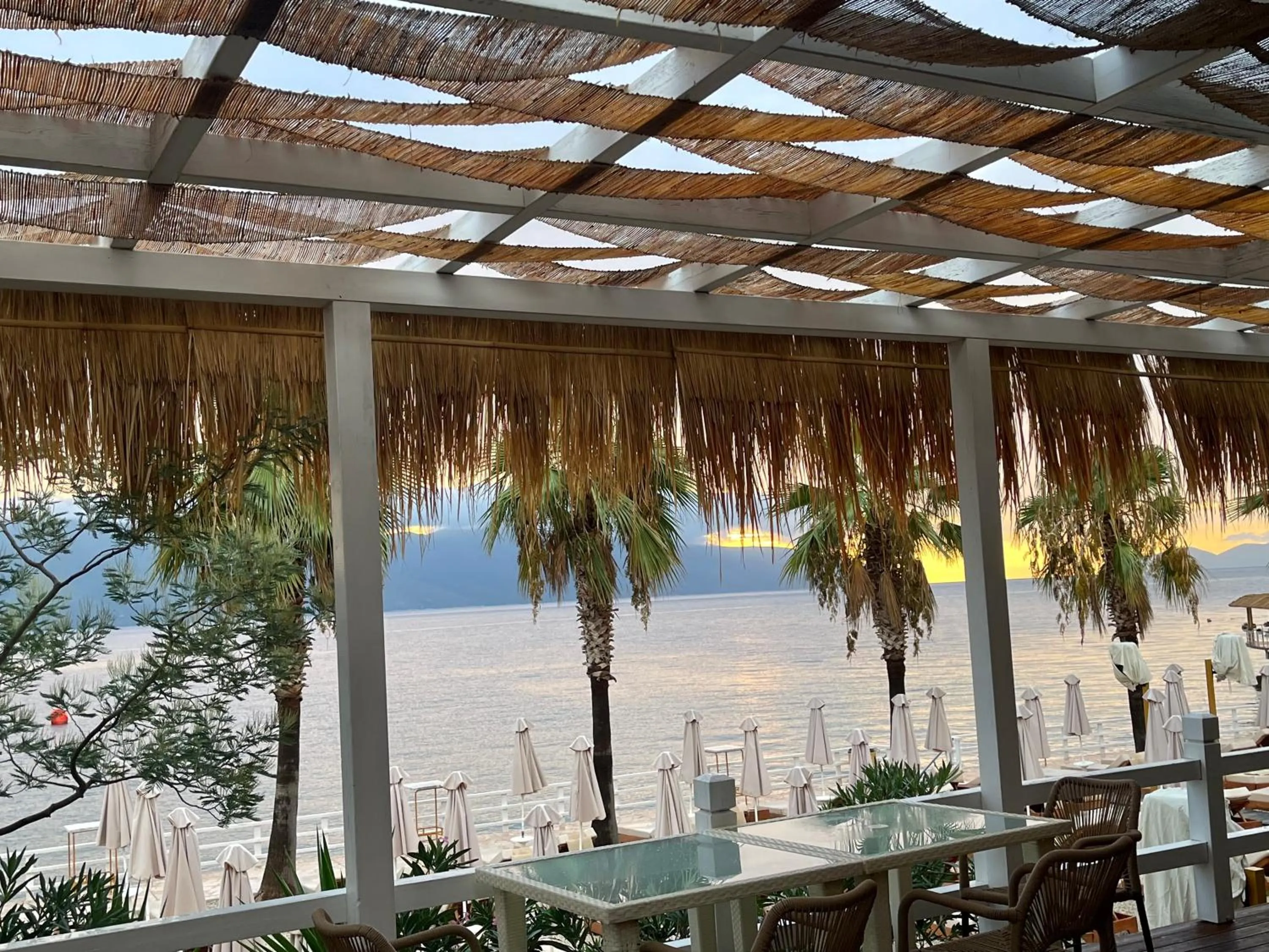 Lounge or bar in Coral Hotel & Resort